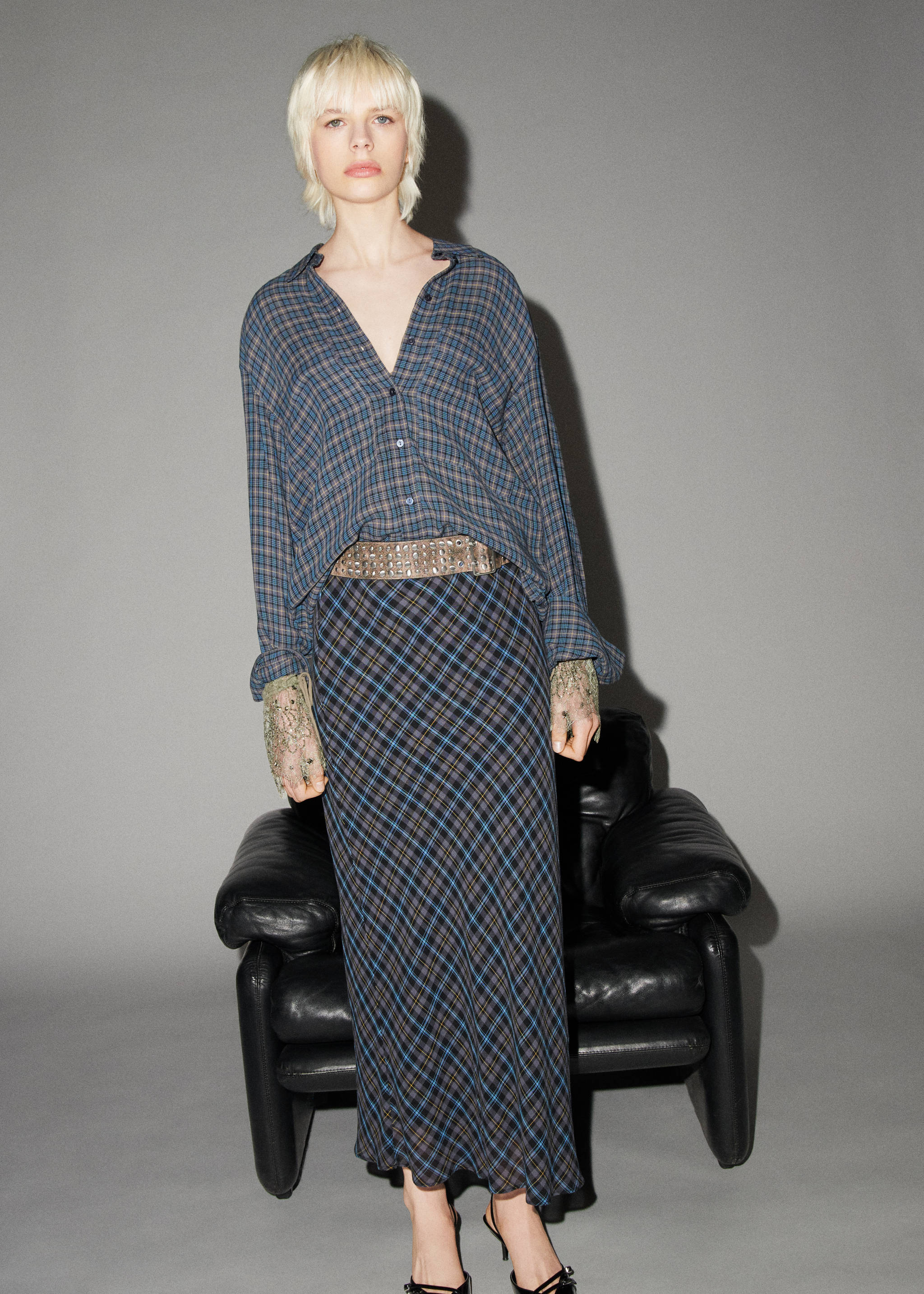 Checked long skirt - Details of the article 3