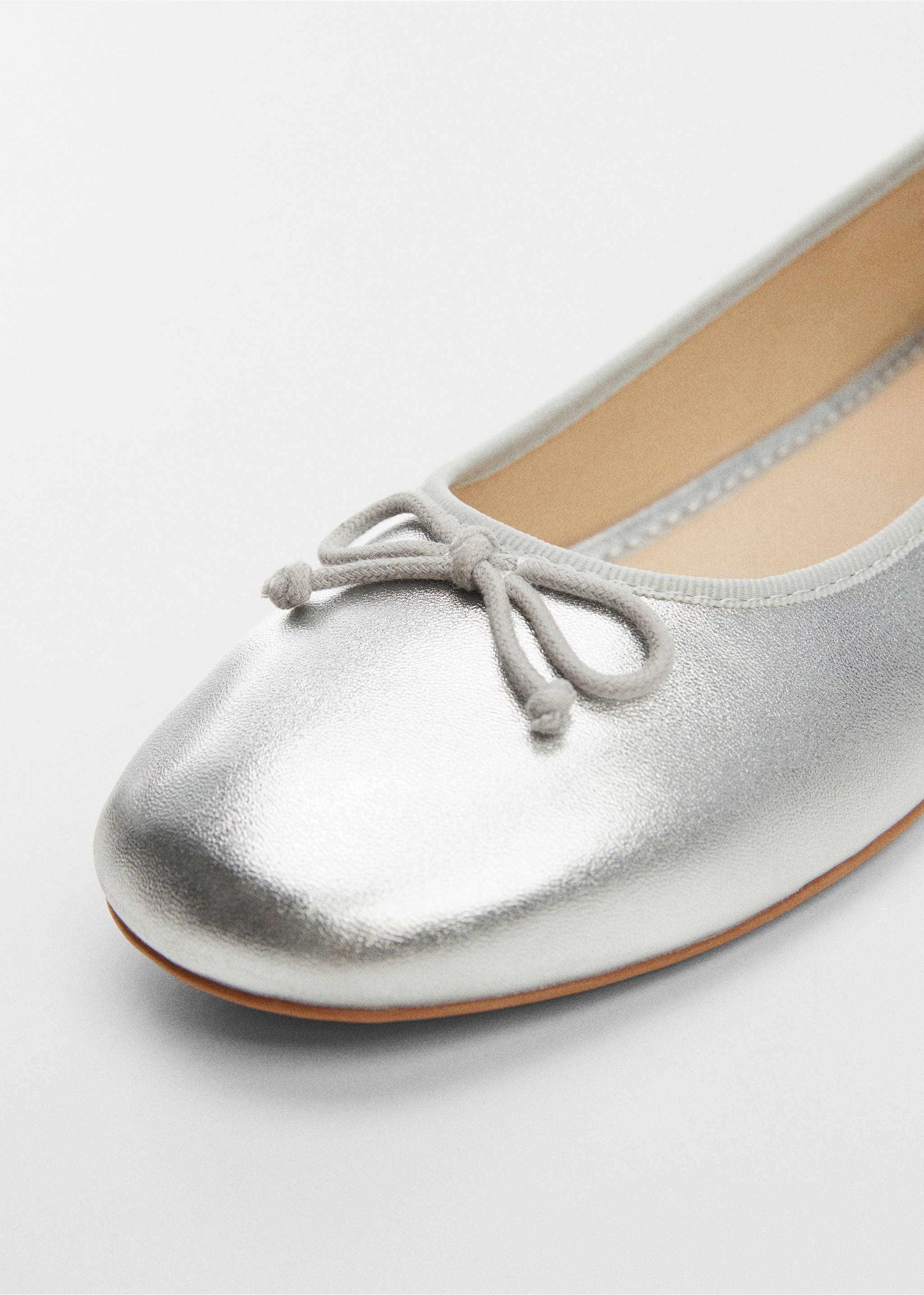 Bow ballerina - Details of the article 2, Silver. Ref: 67074440-00.