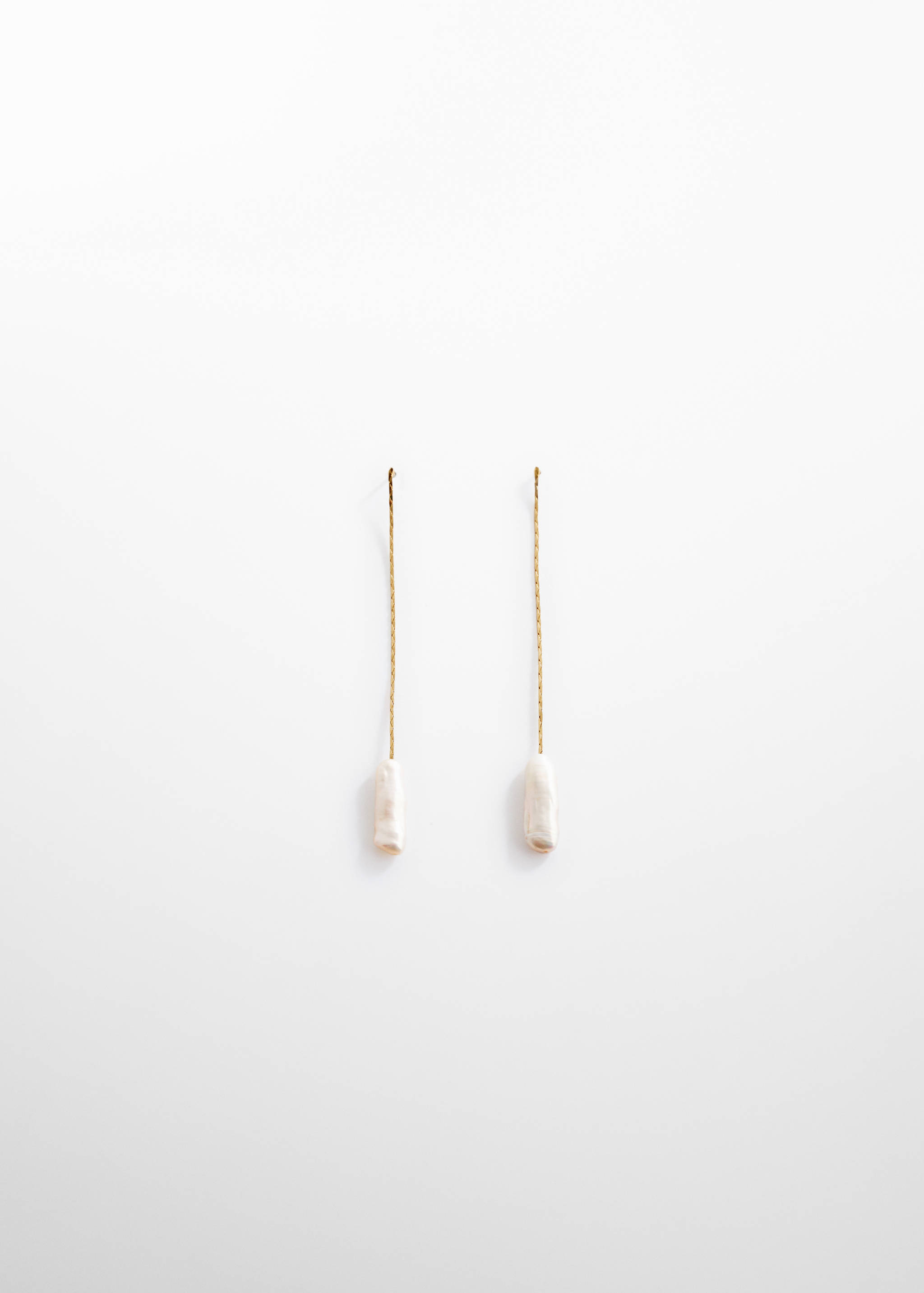 Natural pearl thread earrings - Article without model
