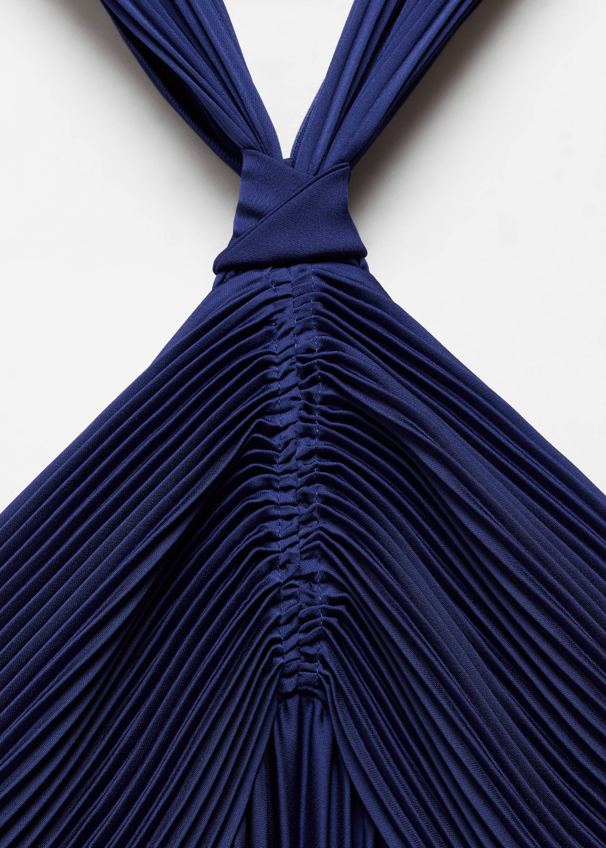 Pleated halter neck dress - Details of the article 8