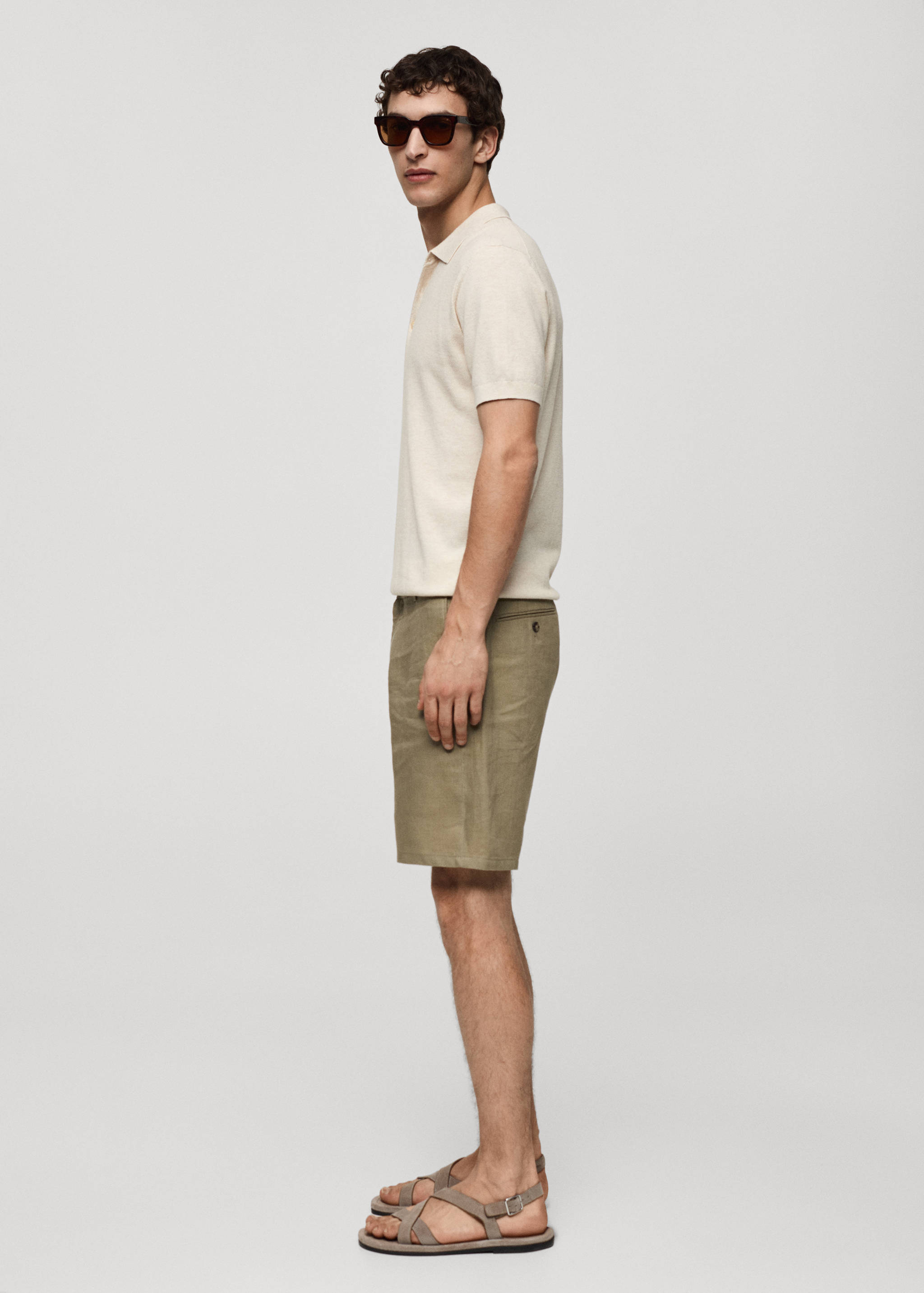 Short-sleeve knitted polo shirt - Details of the article 2