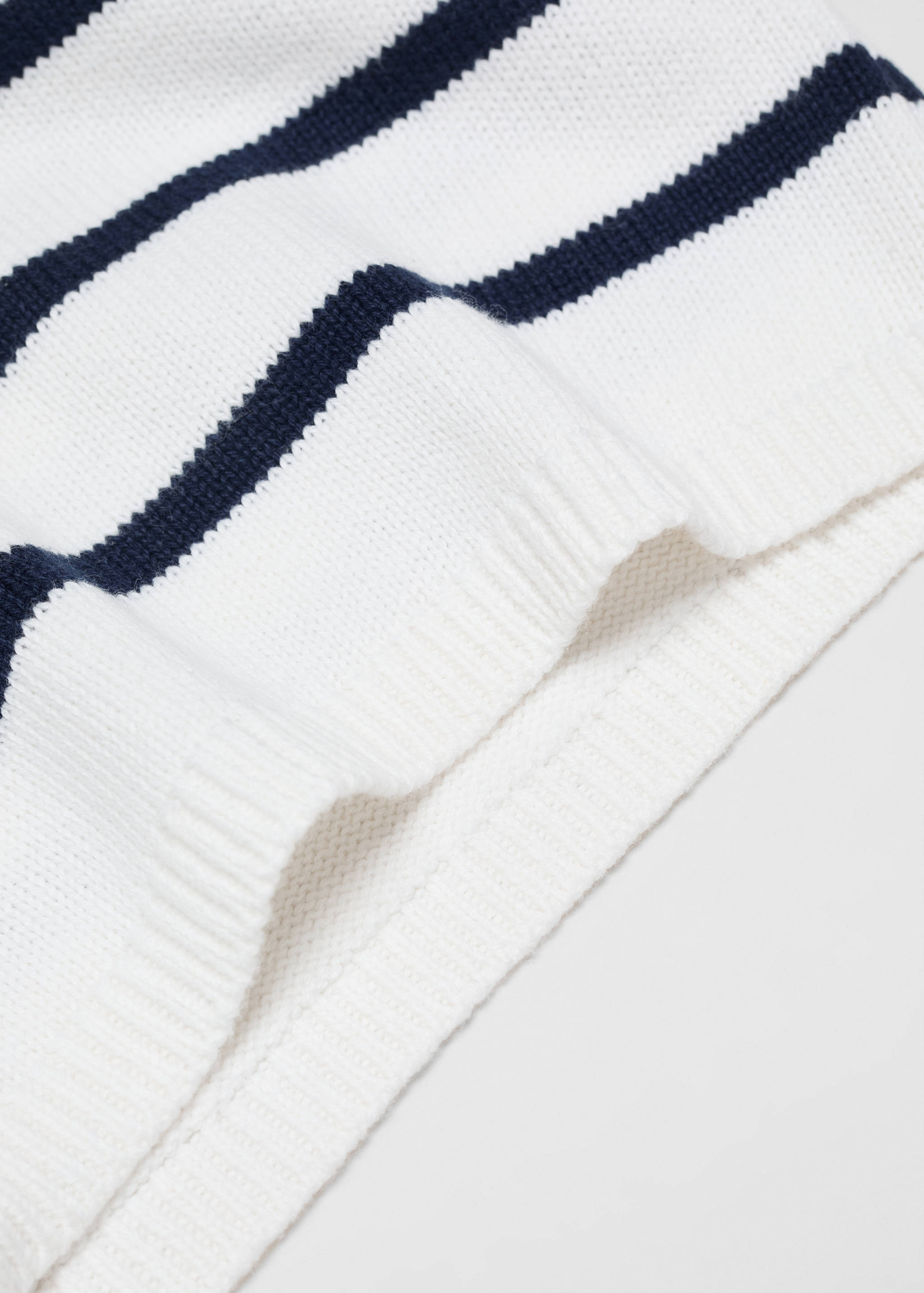 Knit striped sweater - Details of the article 0