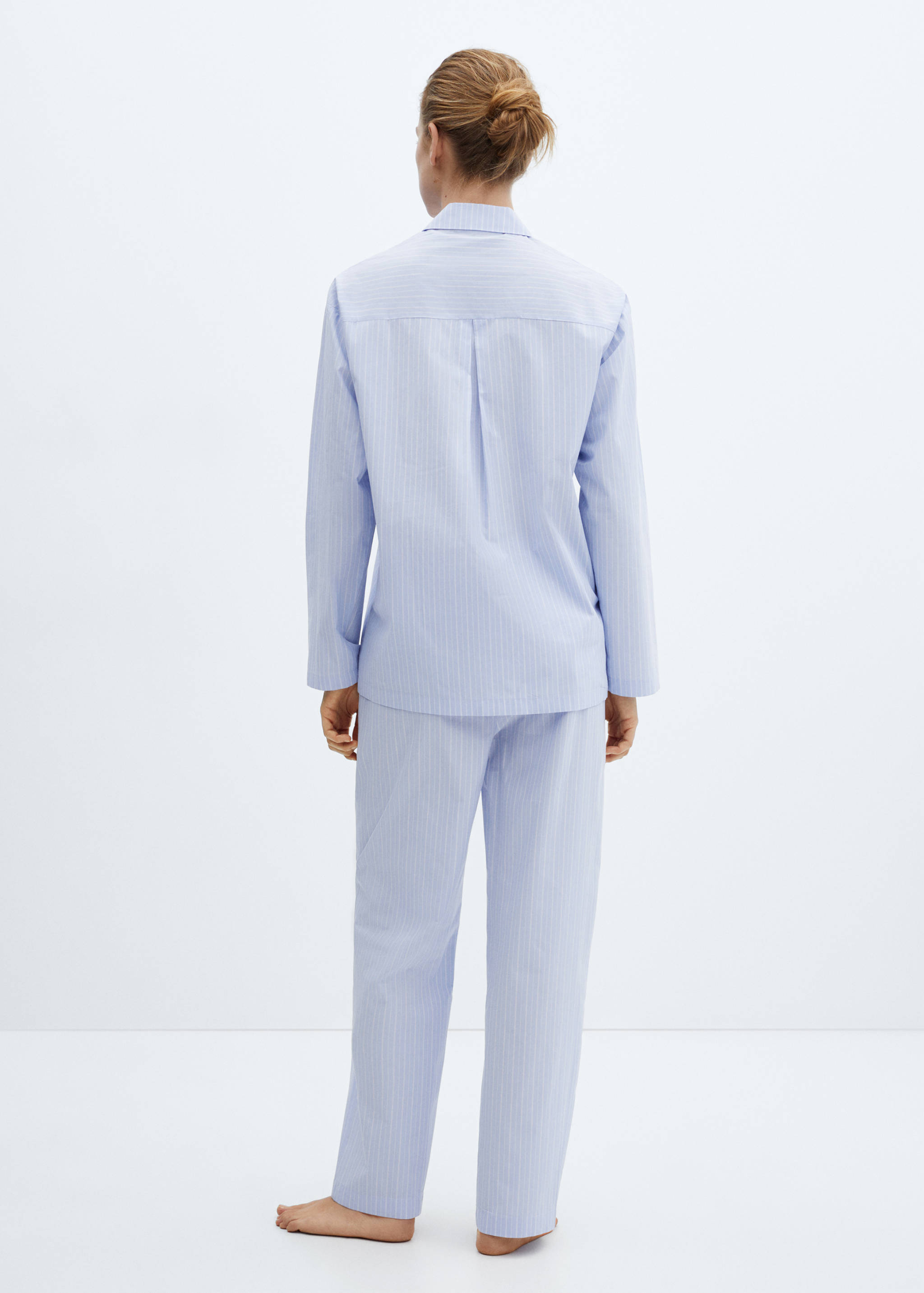 Two-piece cotton pyjamas - Reverse of the article