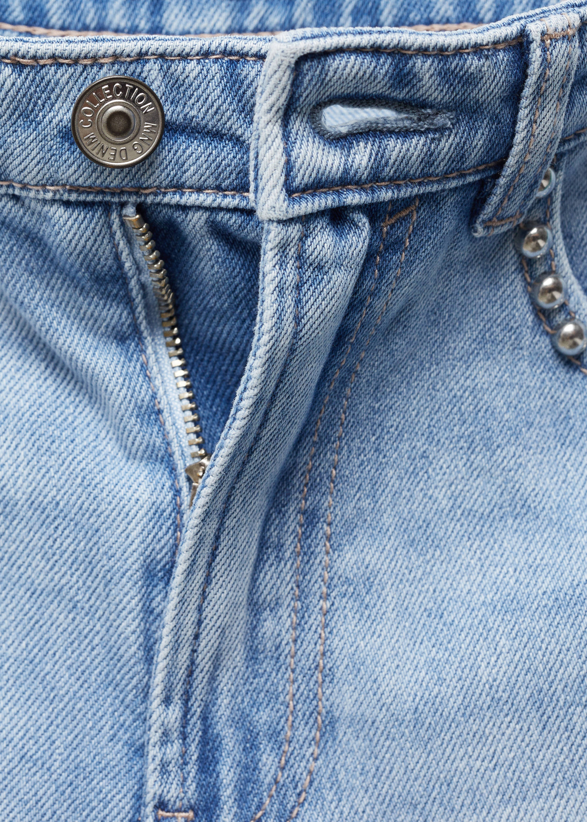 Decorative ripped denim shorts - Details of the article 8