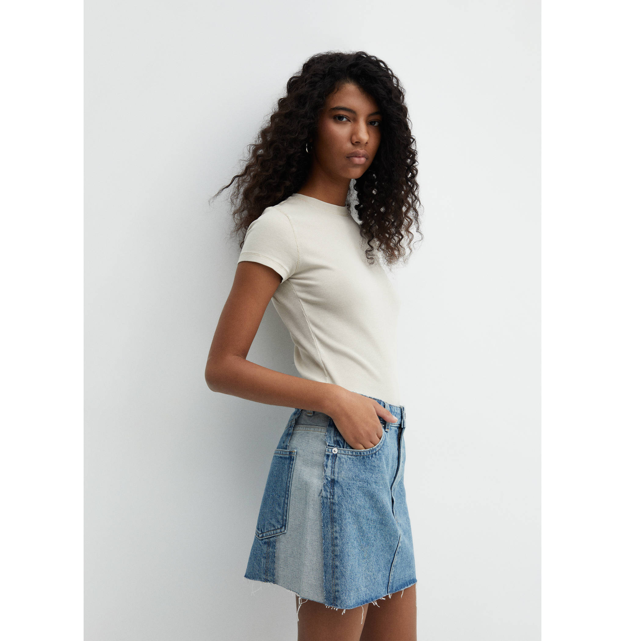 Two-tone denim mini-skirt - Details of the article 6
