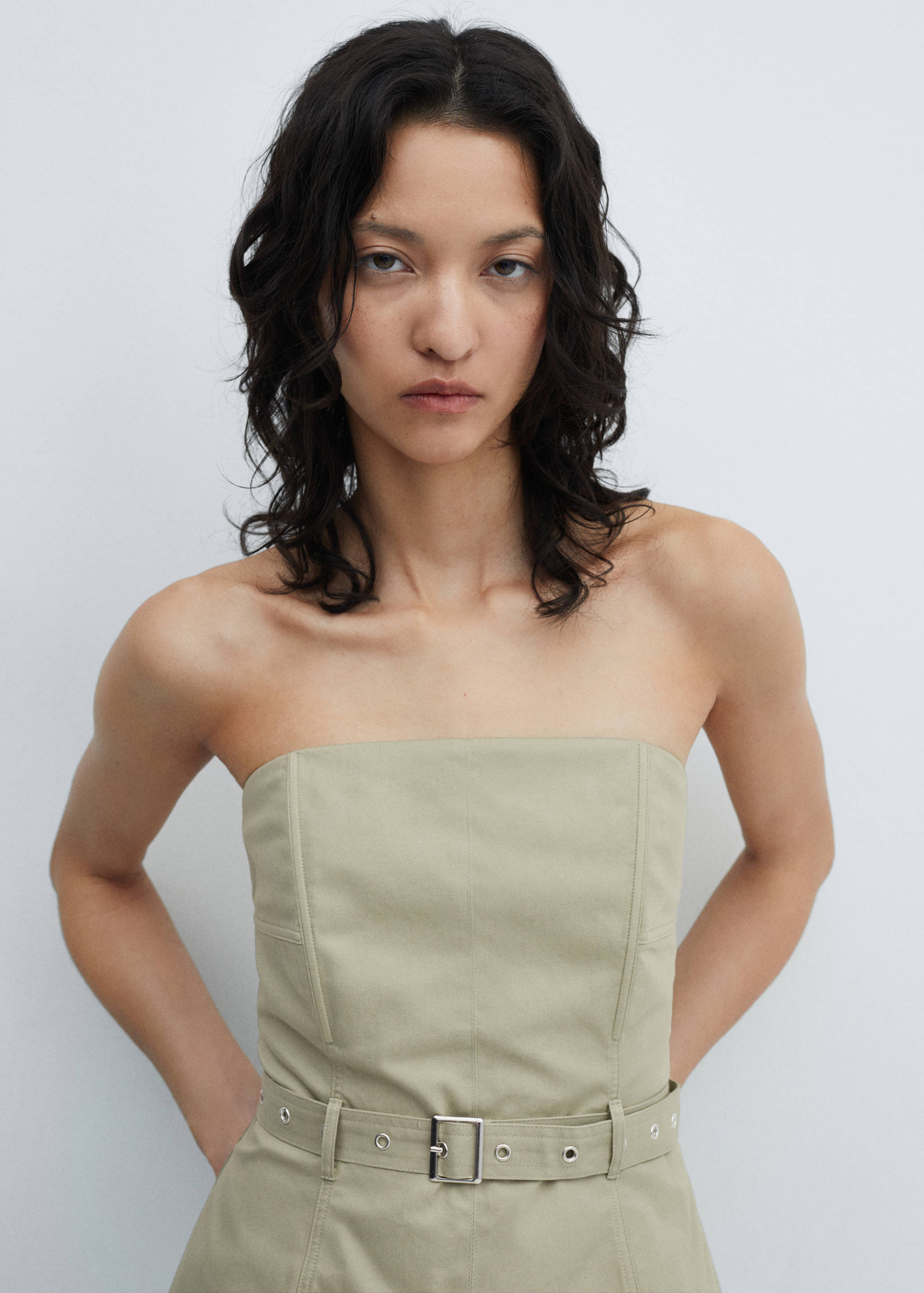 Strapless top with belt - Details of the article 1