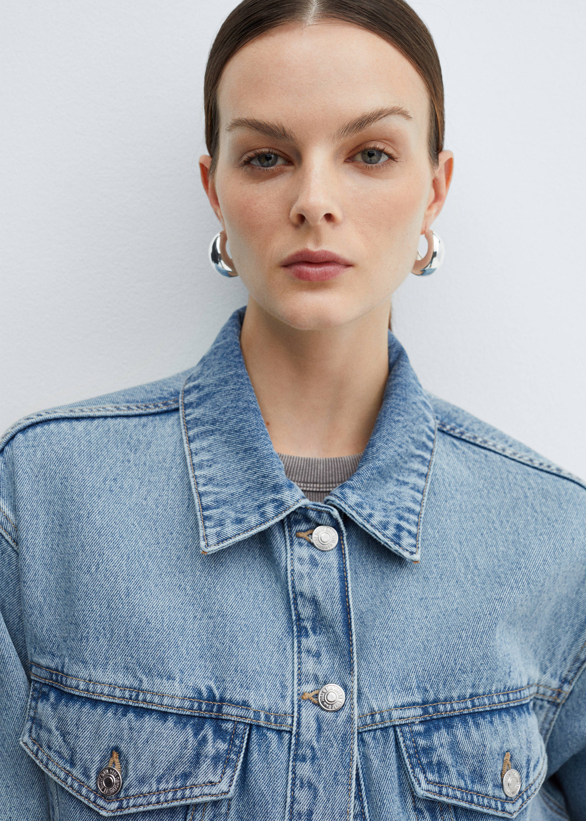 Oversize denim jacket - Details of the article 1
