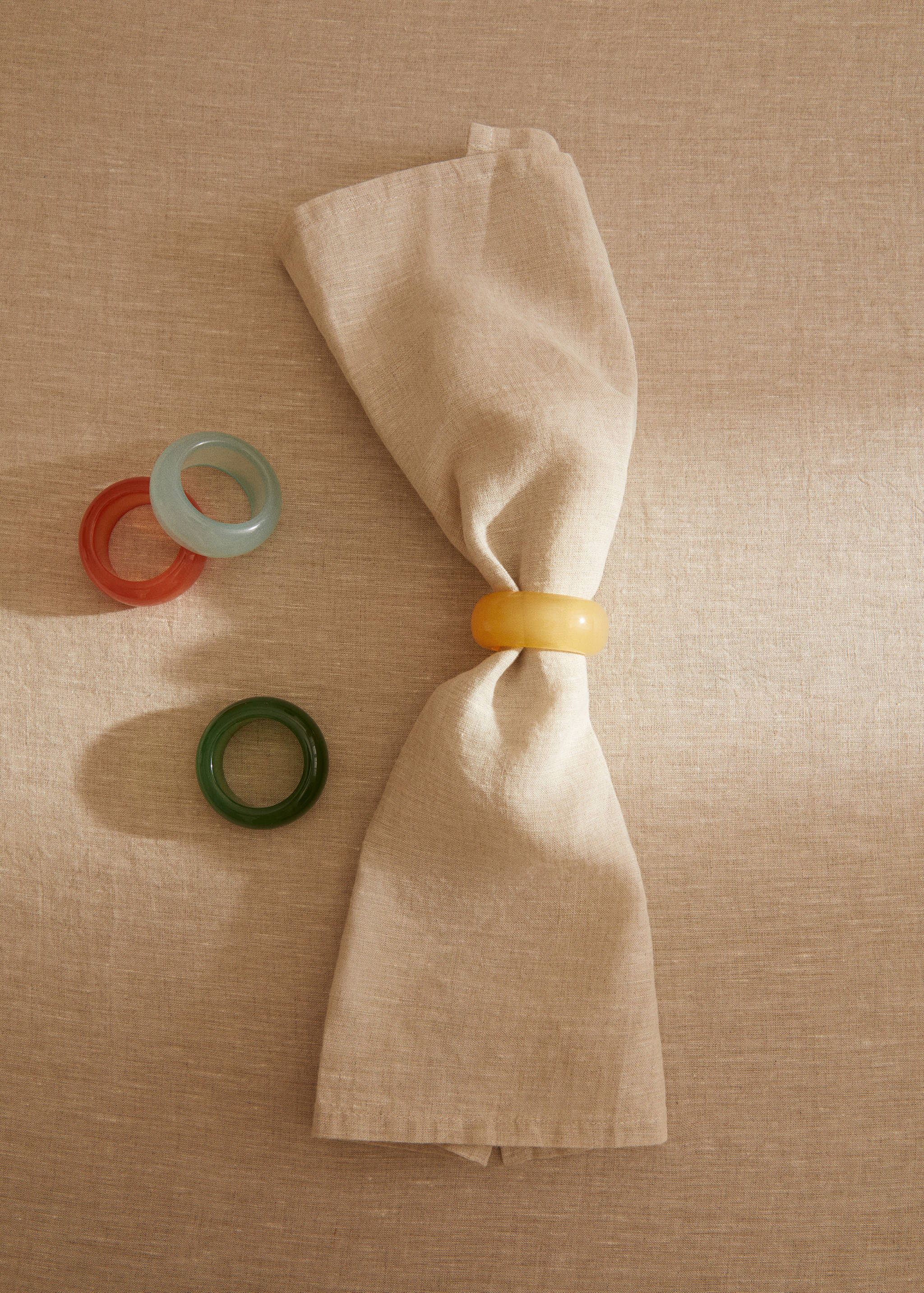 Pack of 4 coloured napkin rings - General plane