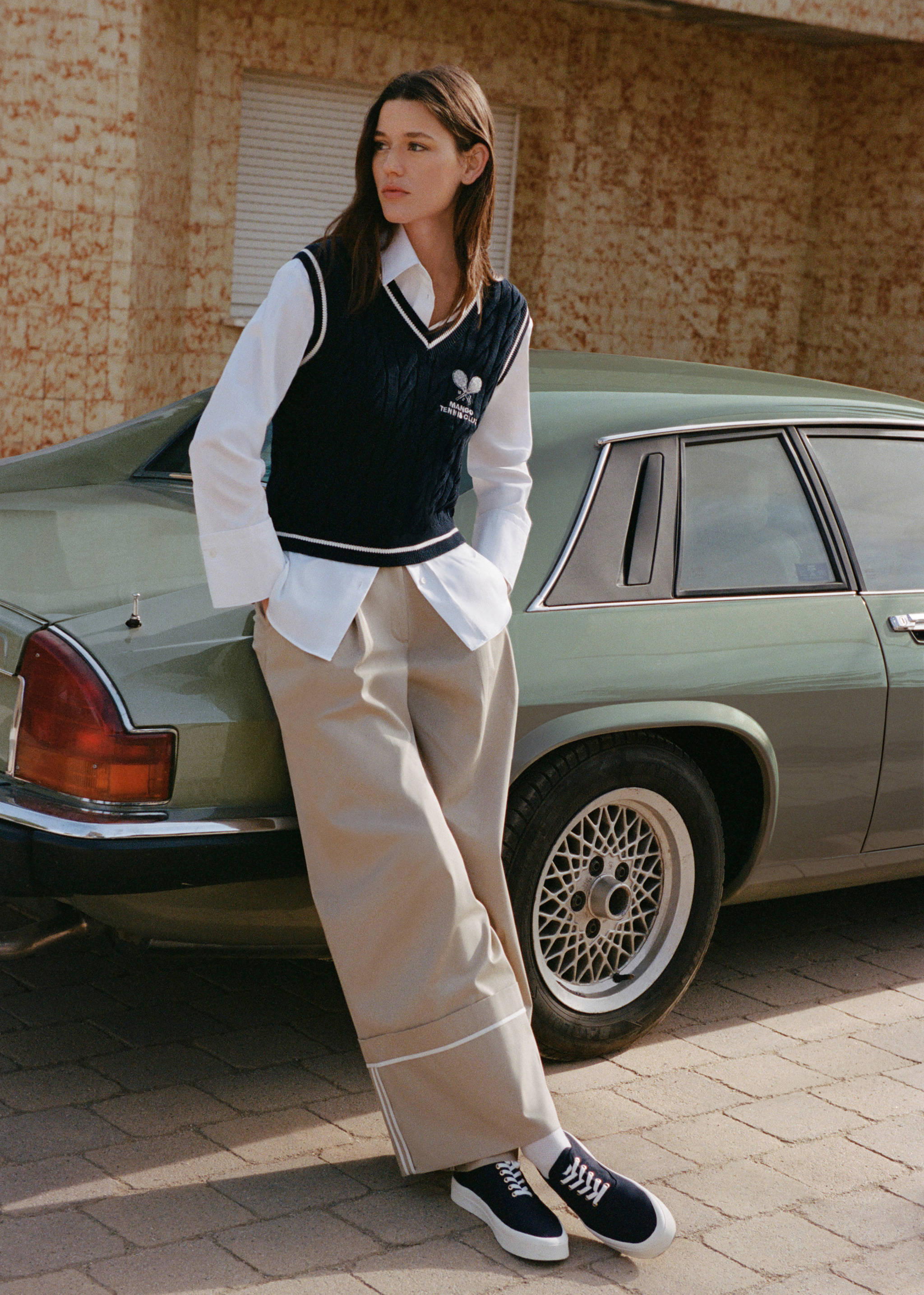 Canvas laced sneakers - Details of the article 9