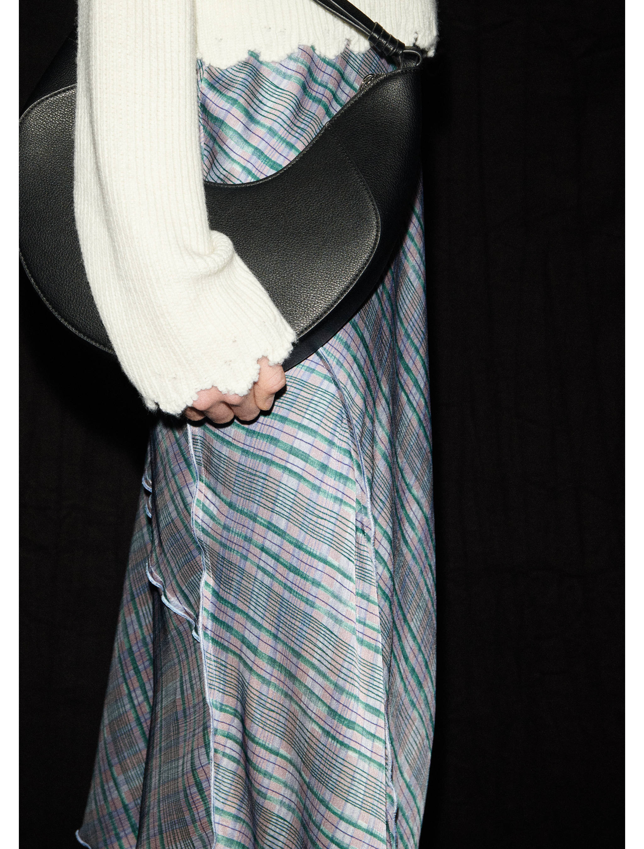 Satin check midi-skirt - Details of the article 7