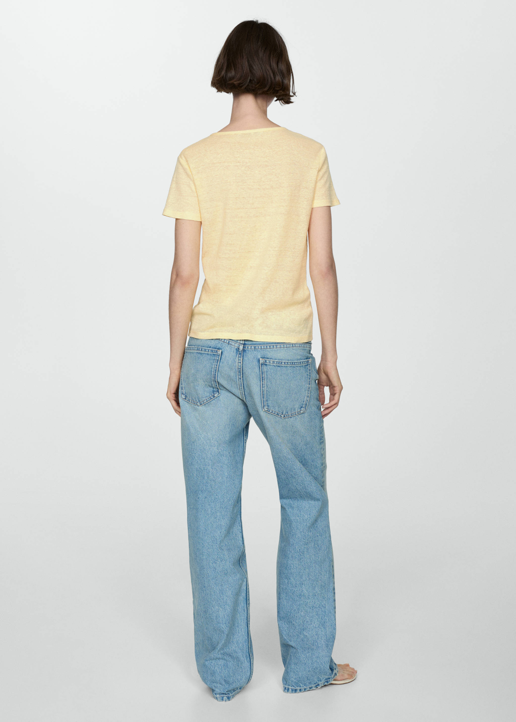 Short-sleeved linen t-shirt - Reverse of the article