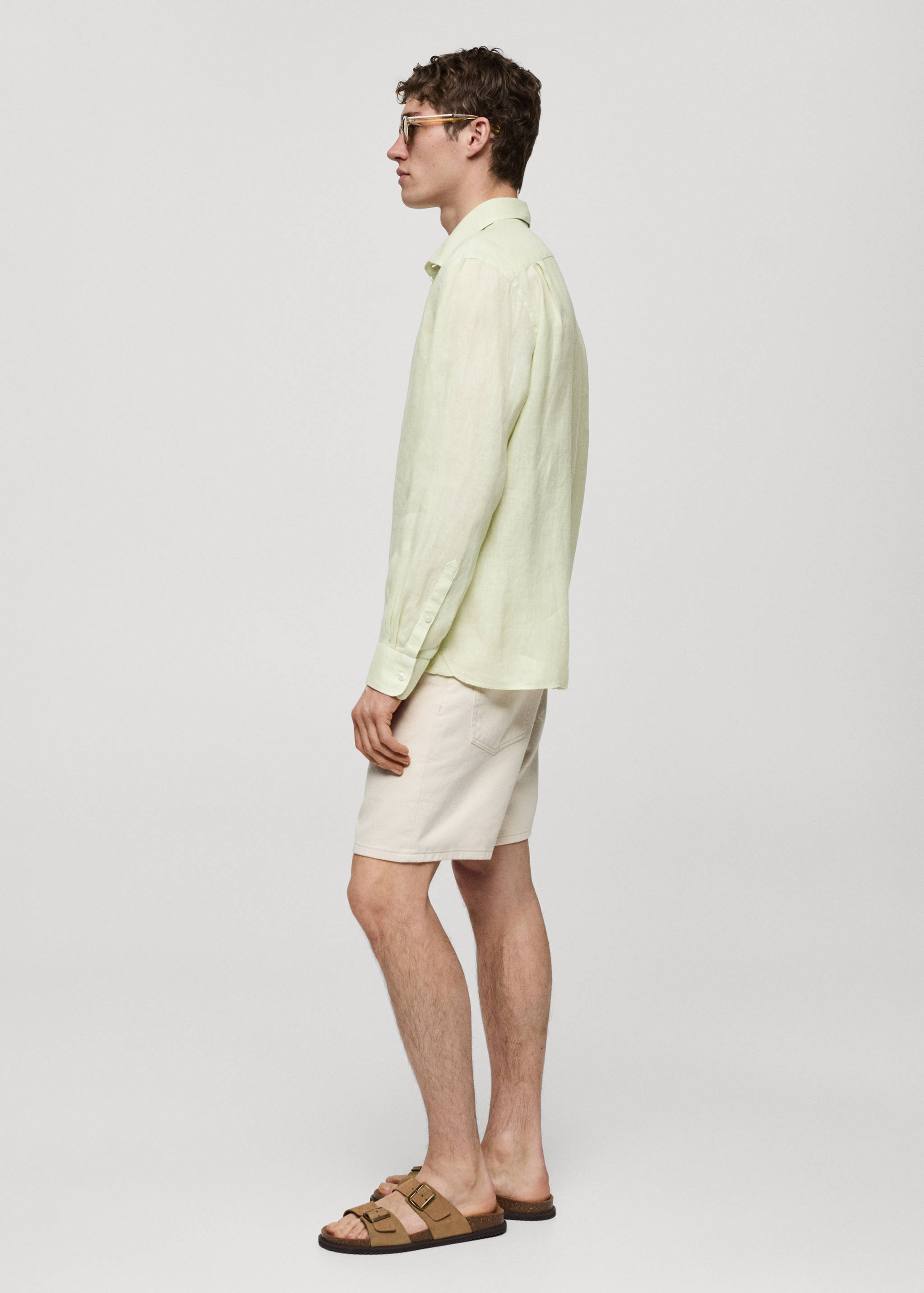 Camisa classic fit de 100% linho - Pormenor do artigo 2