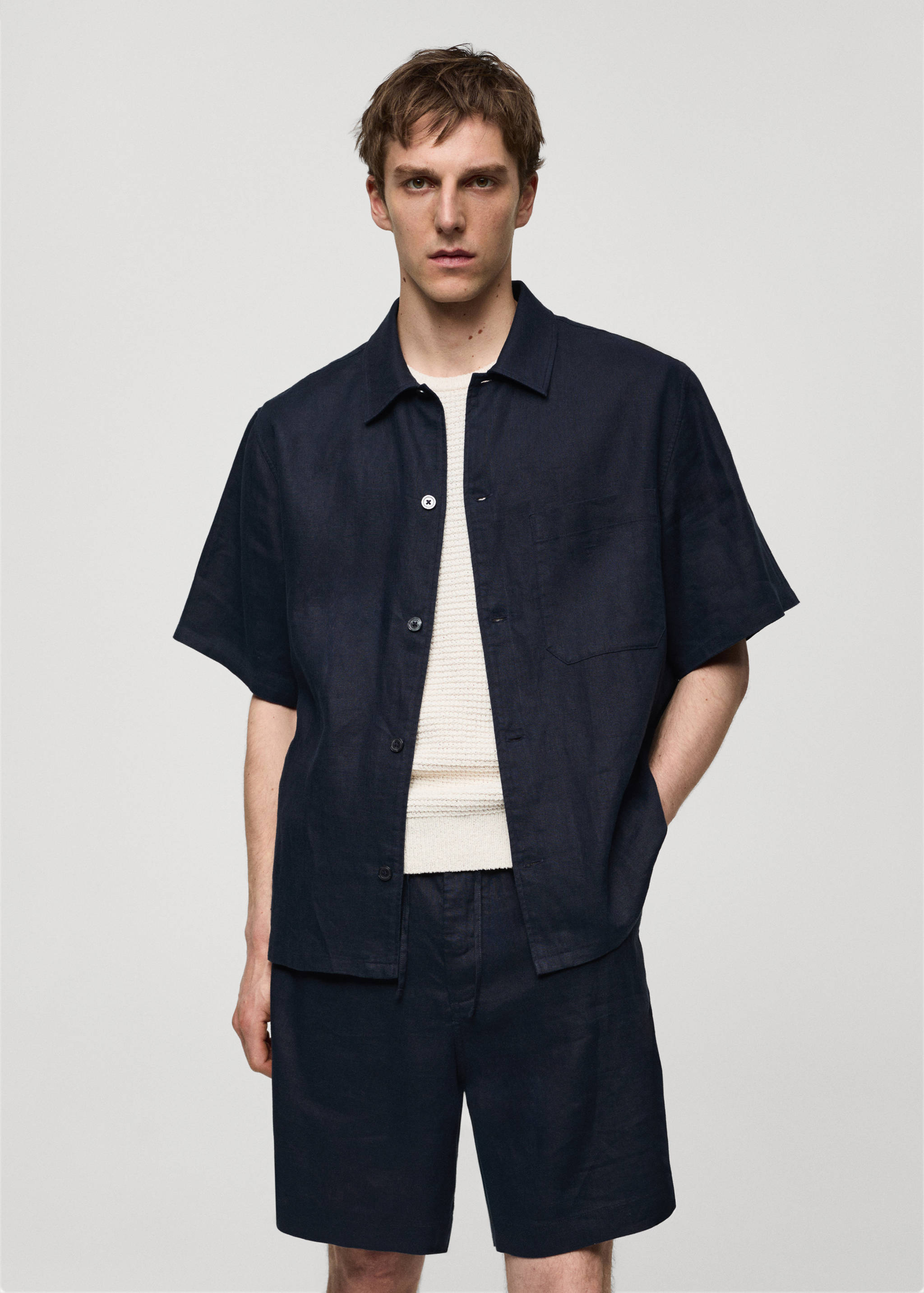 Chemise regular-fit 100 % lin poche - Plan moyen