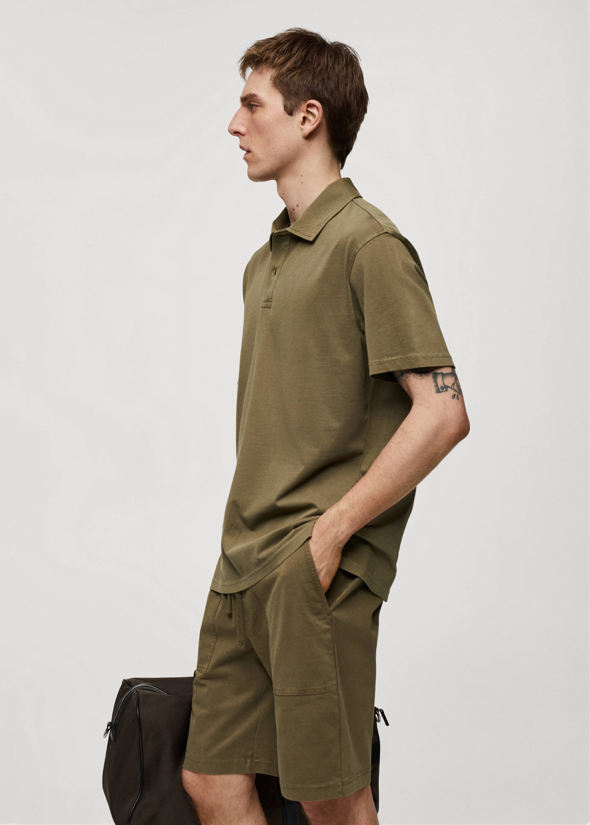 100% cotton relaxed-fit polo shirt - Details of the article 2