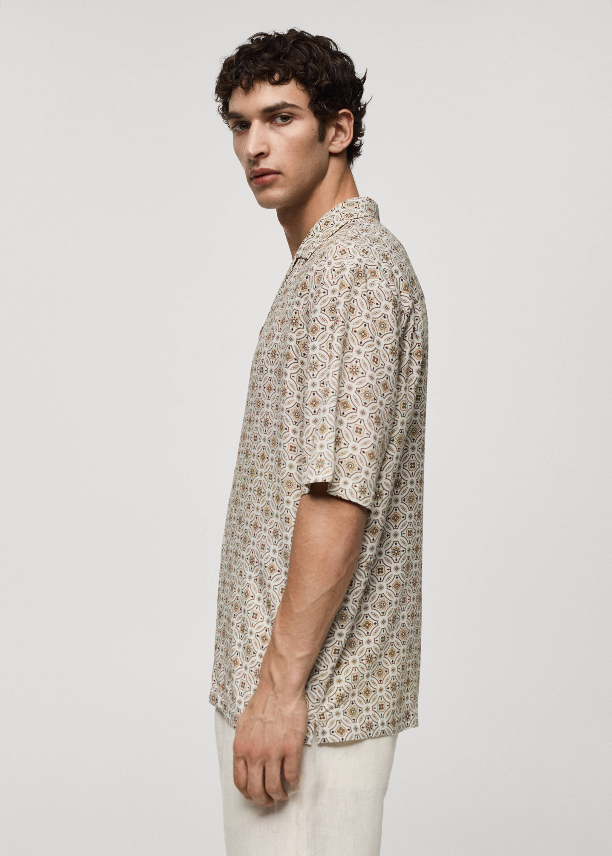 Printed fluid regular-fit shirt - Details of the article 2