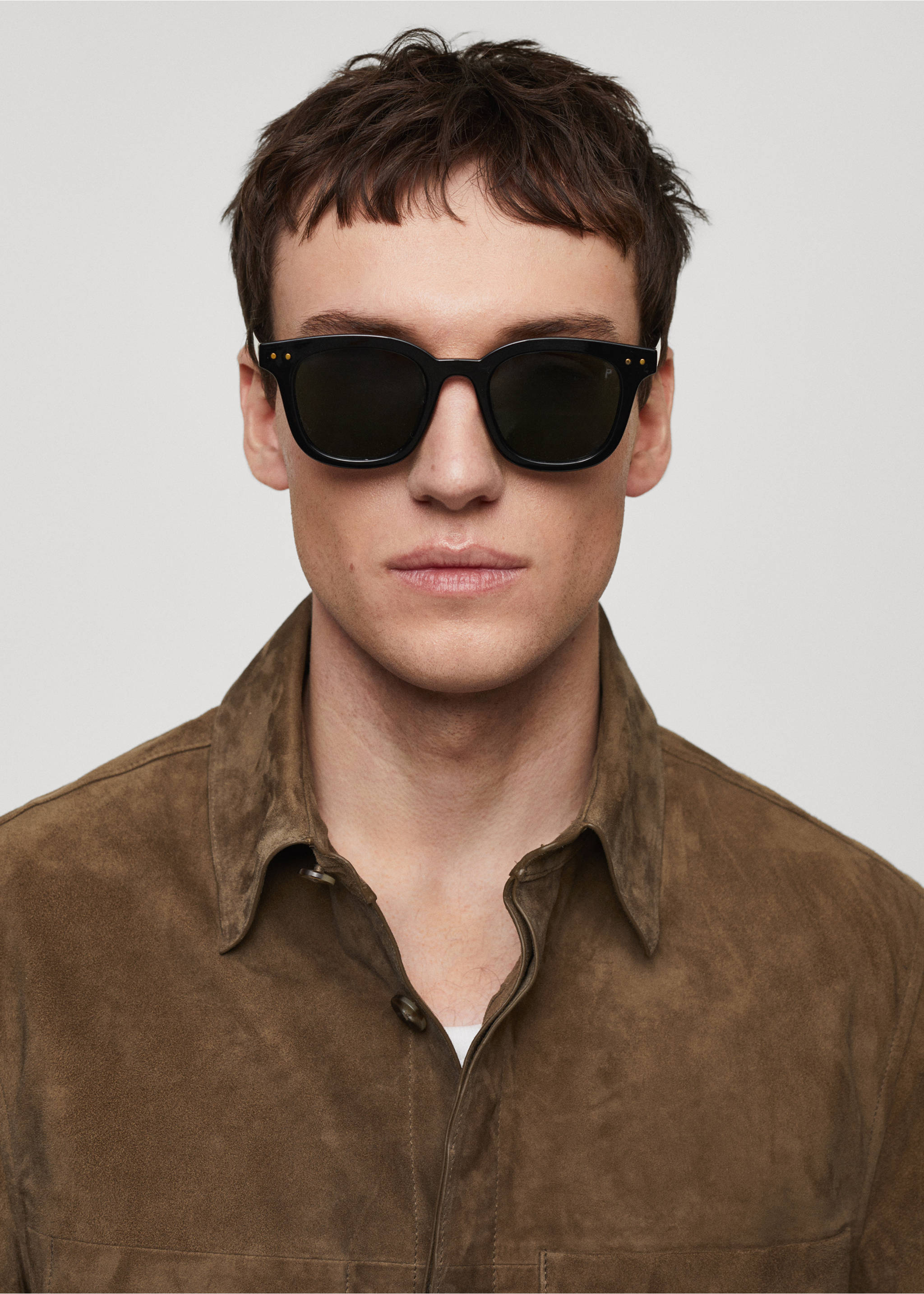 Overshirt with 100% suede leather pocket - Details of the article 1, Brown. Ref: 67077906-00.