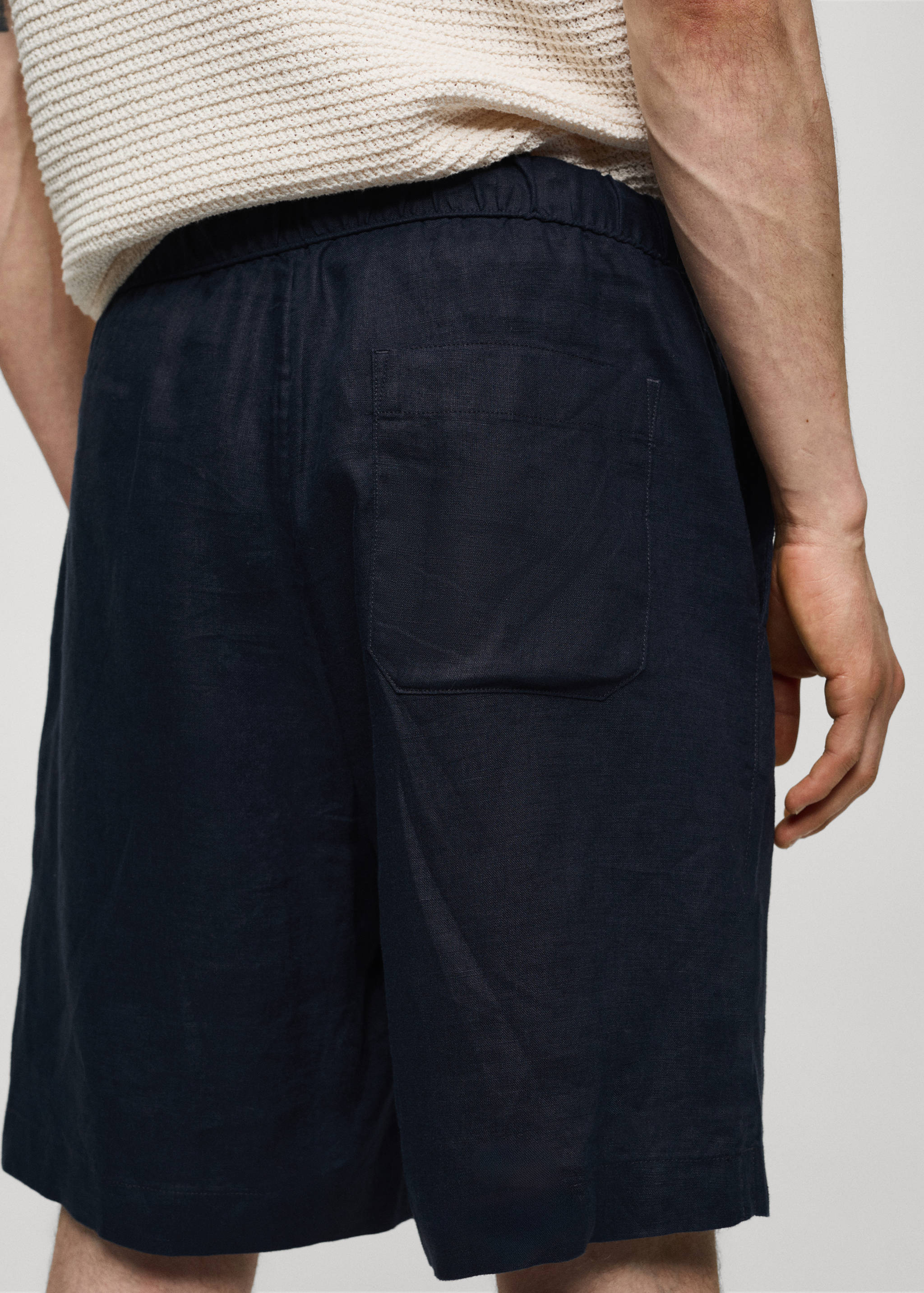 100% linen bermuda shorts with drawstring - Details of the article 2