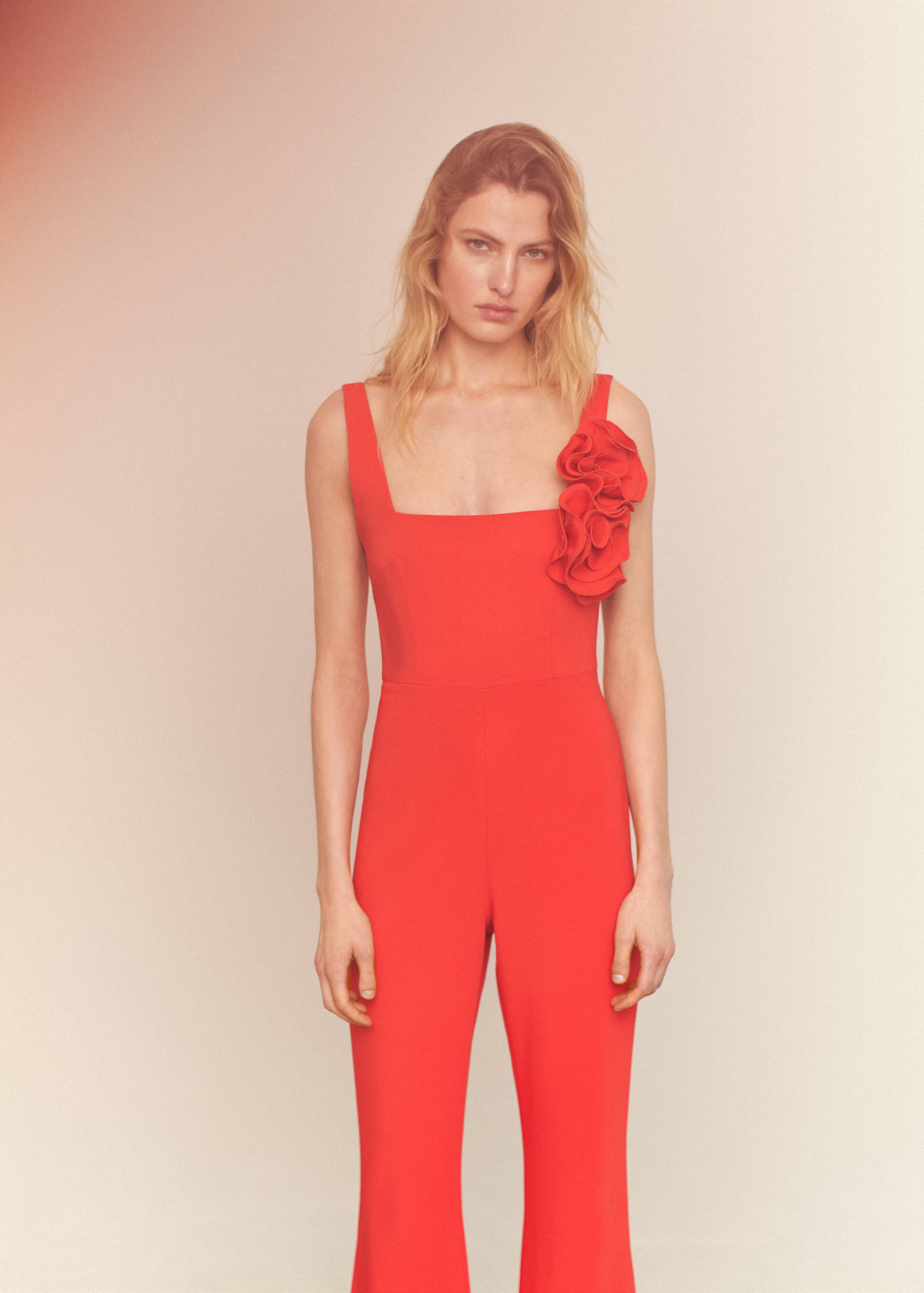 Mono acampanado flores maxi - Plano medio