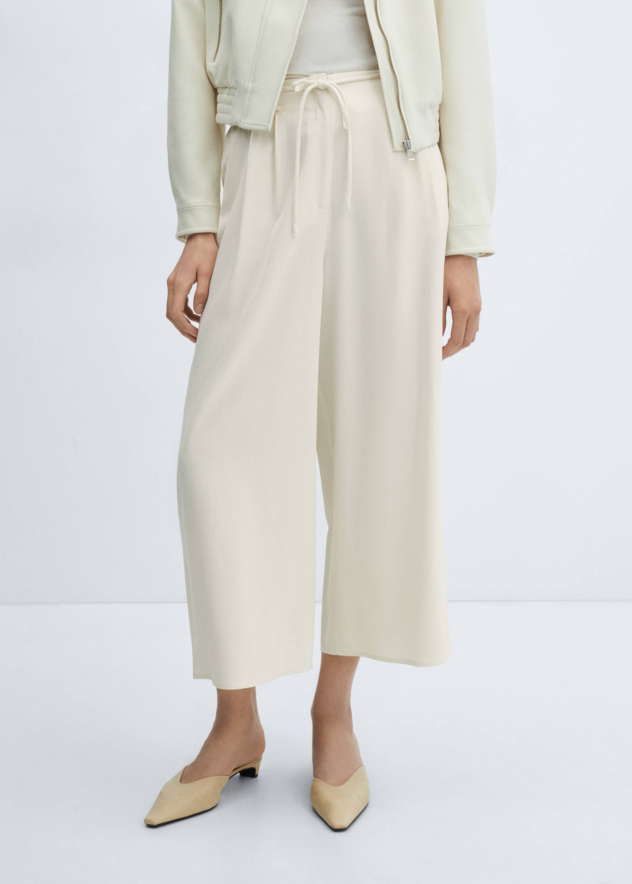 Pantalons wideleg cinturó - Pla mig