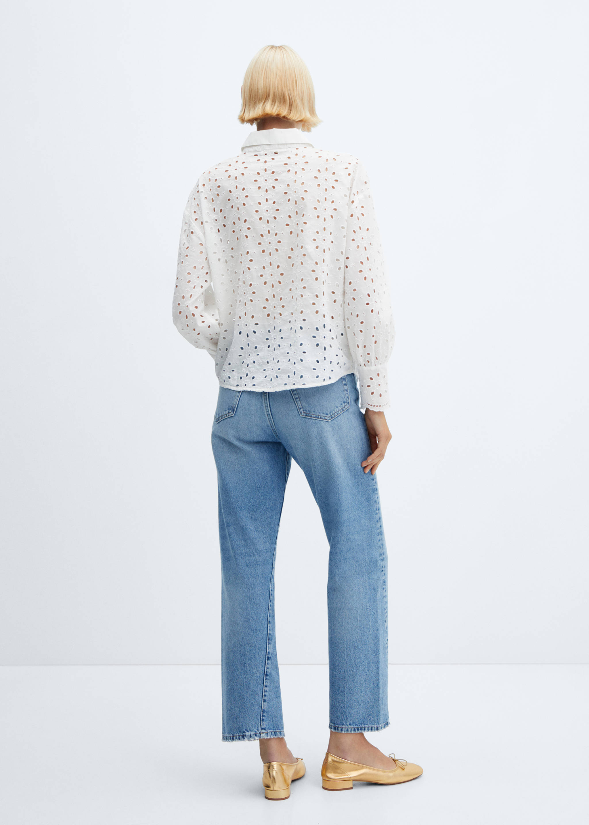 Embroidered cotton shirt - Reverse of the article