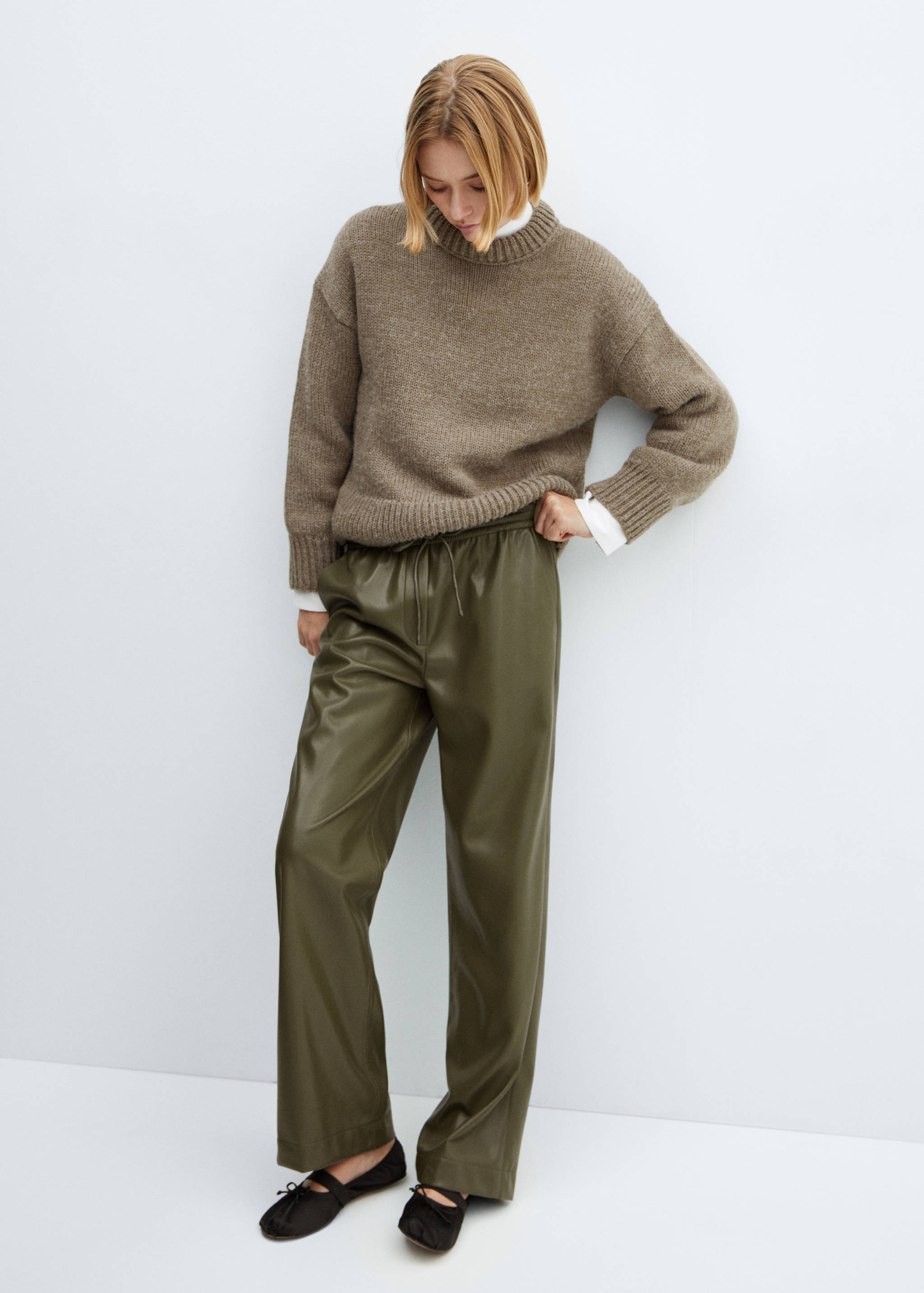 Pantalón cintura elástica efecto piel - Detalle del artículo 2