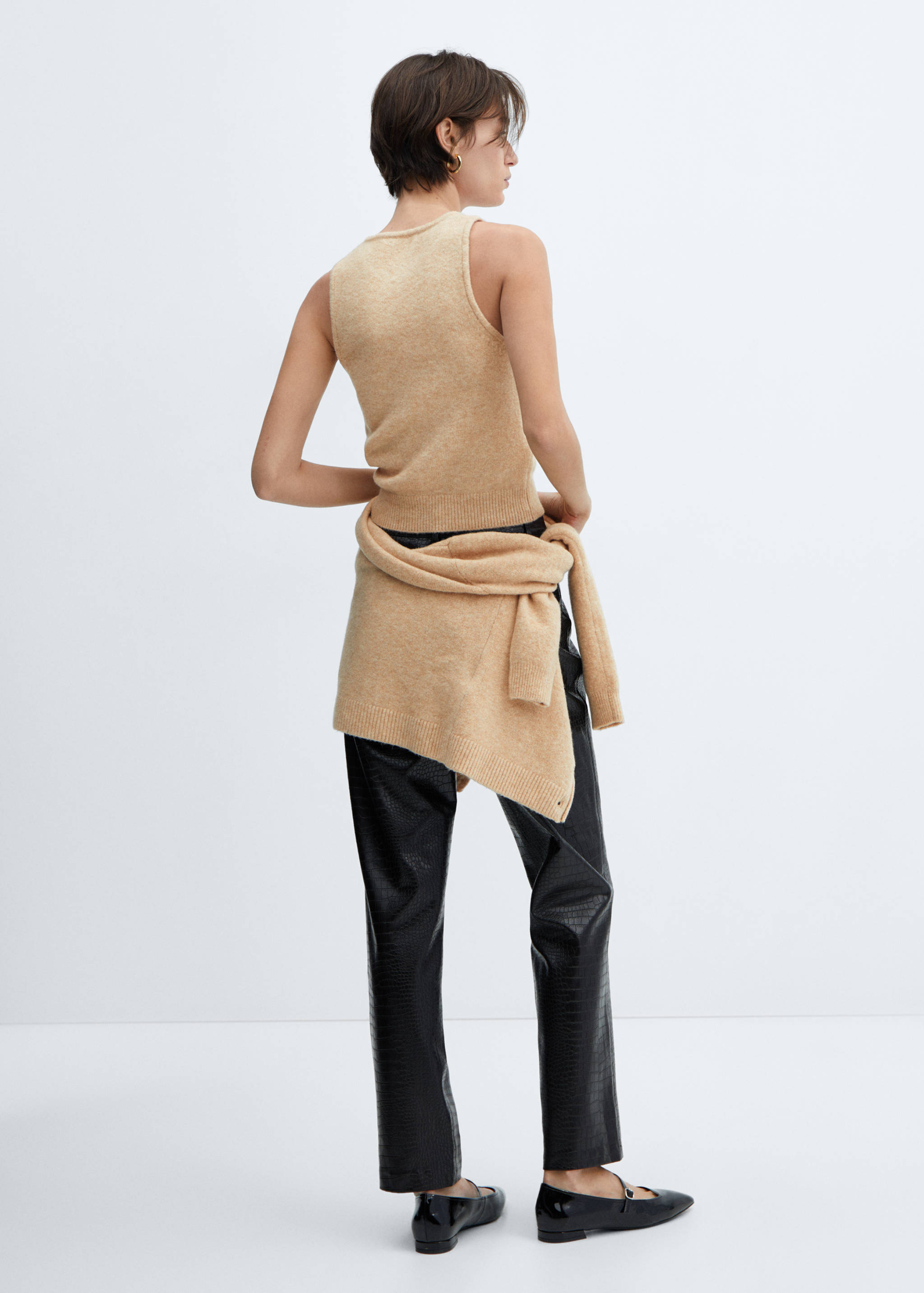 Top punto tirantes - Reverso del artículo