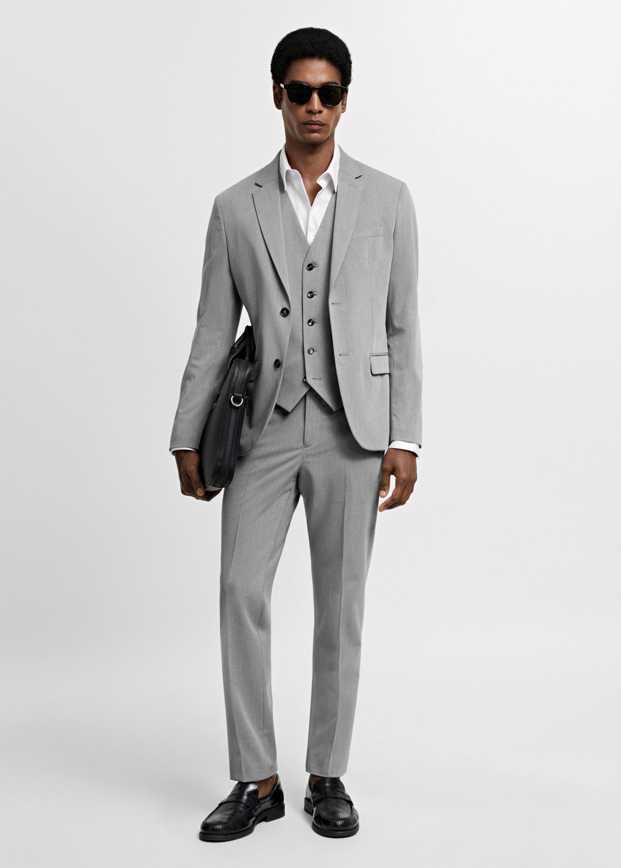 Super slim-fit stretch-fabric suit waistcoat - General plane