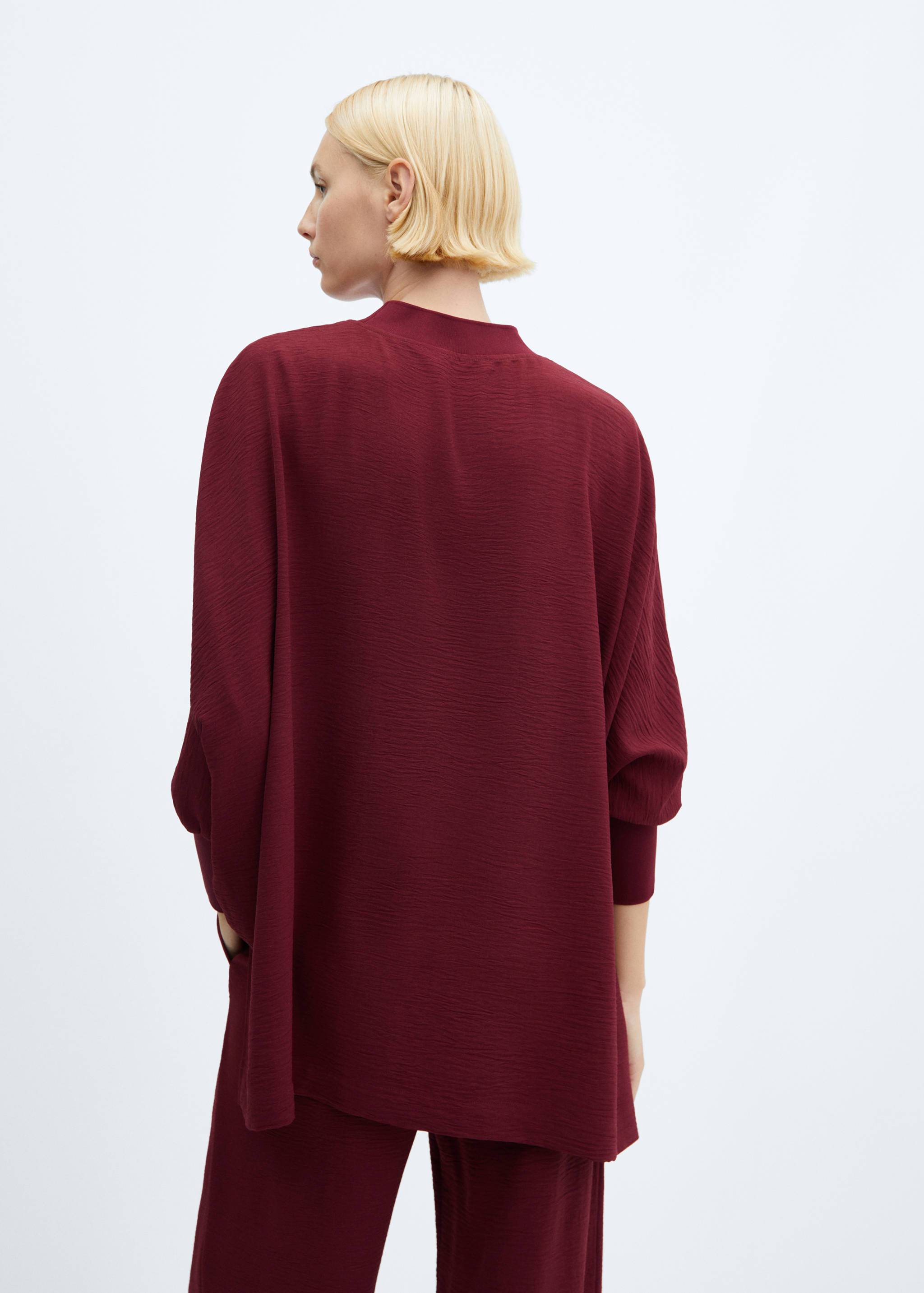 Sudadera oversize textura - Reverso del artículo