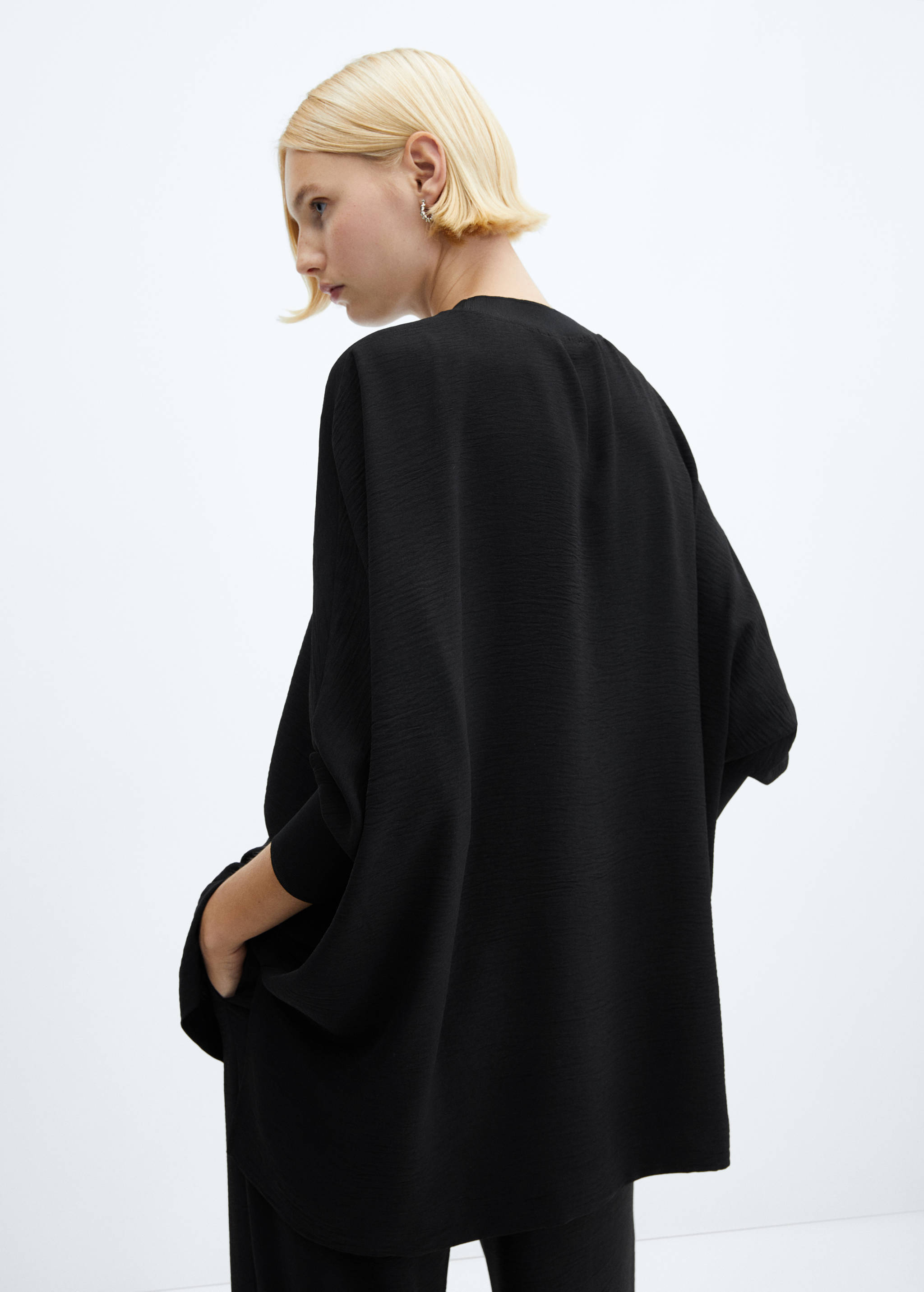 Sudadera oversize textura - Reverso del artículo