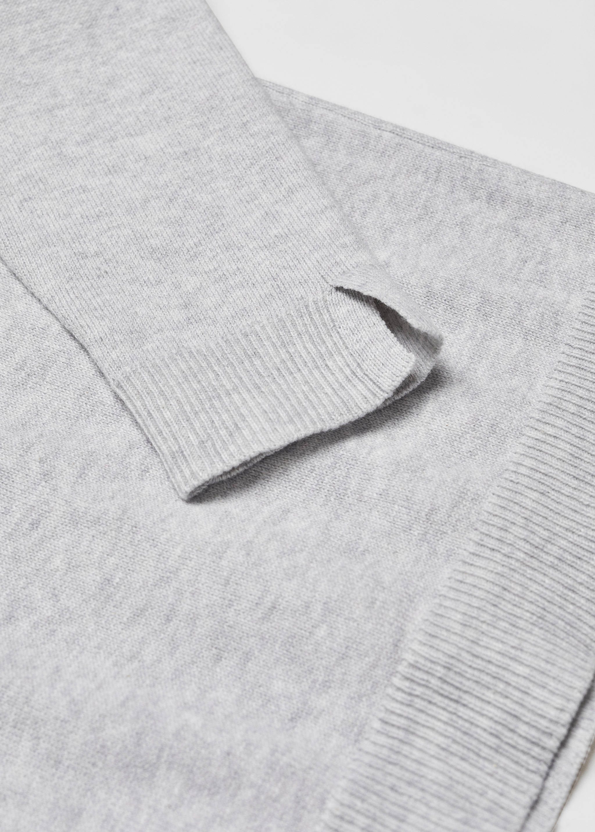 Cable-knit turtleneck sweater - Details of the article 8