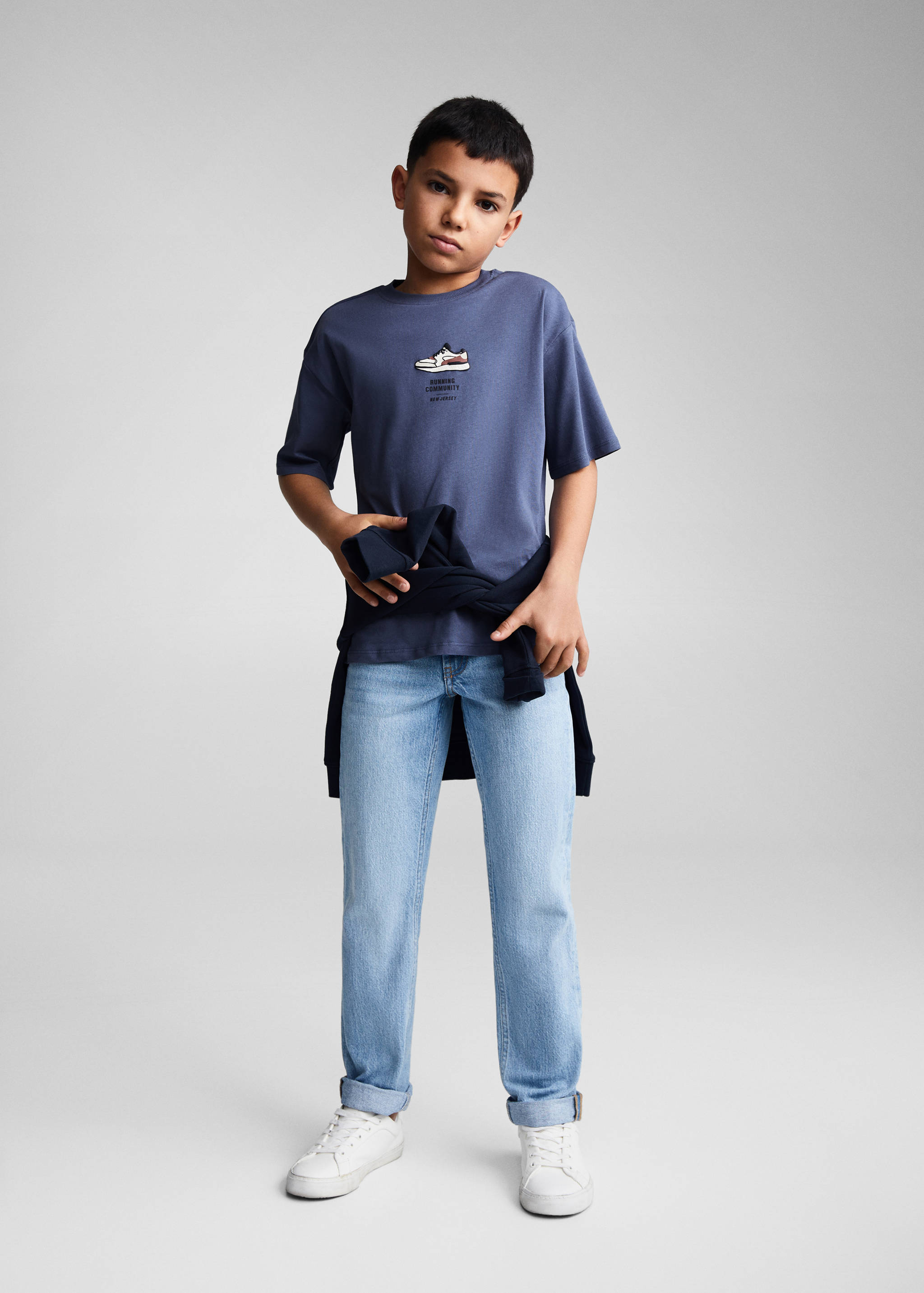 Хлопковая футболка с надписью - Общий план