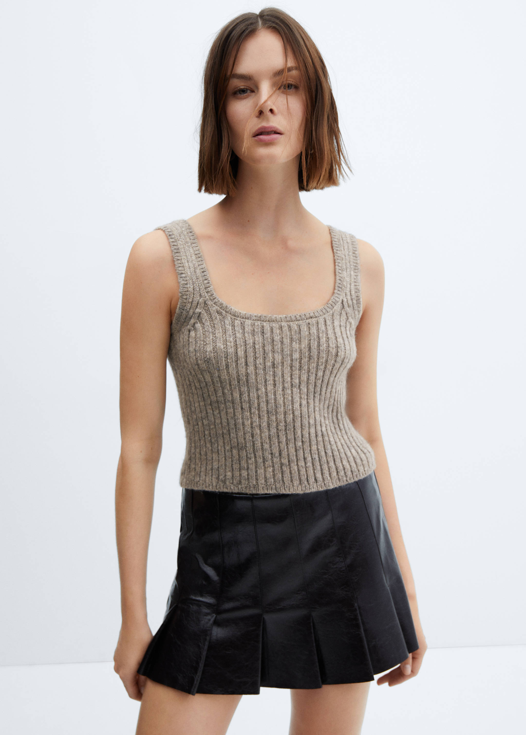 Top de alças canelado - Plano médio