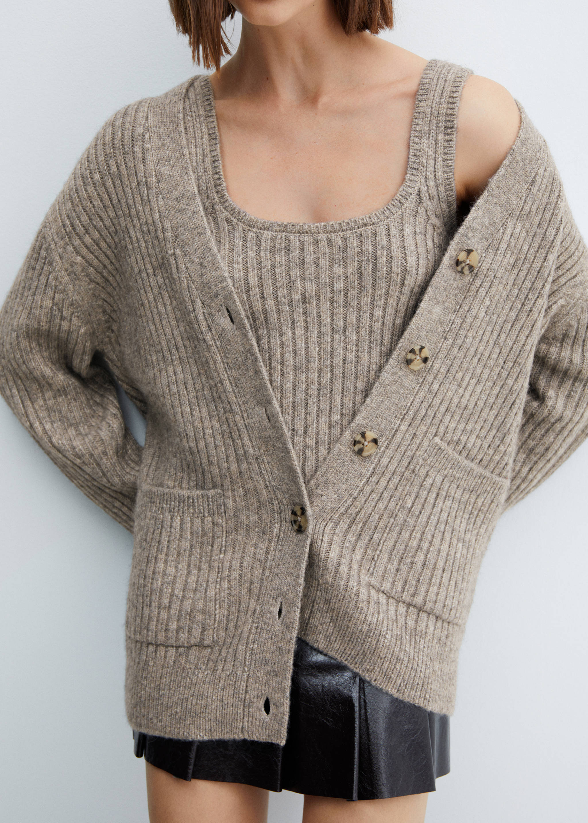 Top de alças canelado - Pormenor do artigo 6