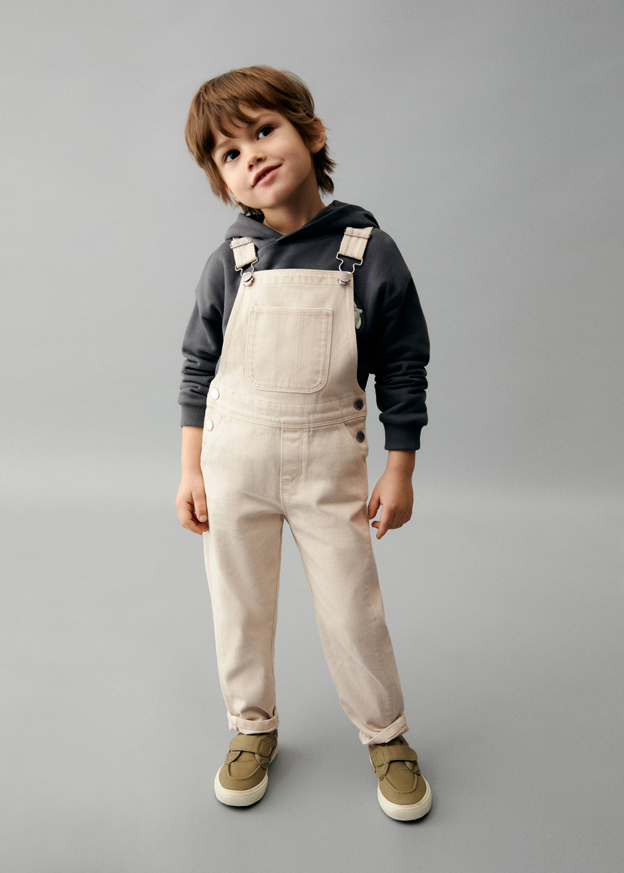 Long denim dungarees - General plane