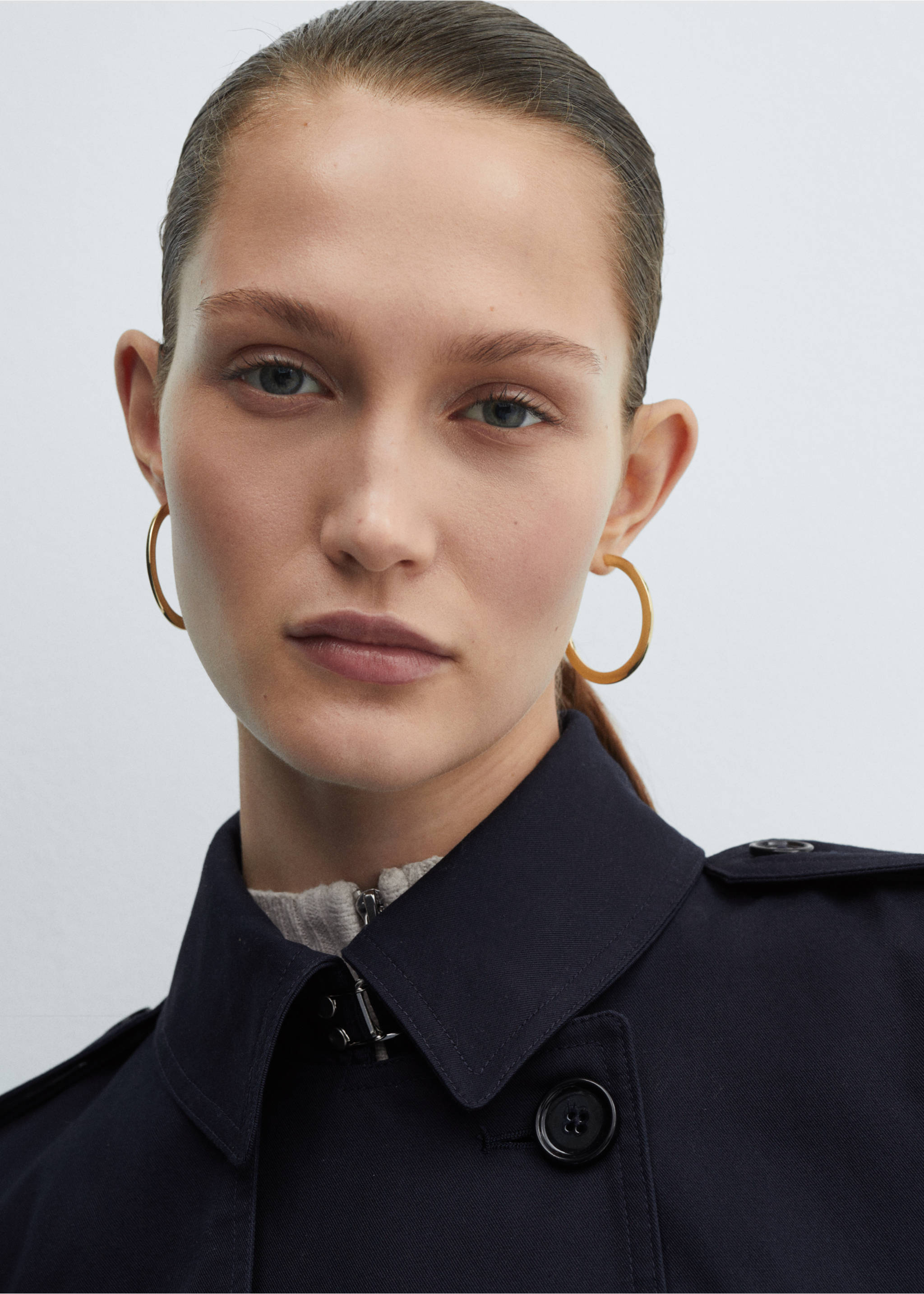 Trench classique ceinture - Détail de l'article 2, Bleu marine foncé. Ref: 67084018-00.