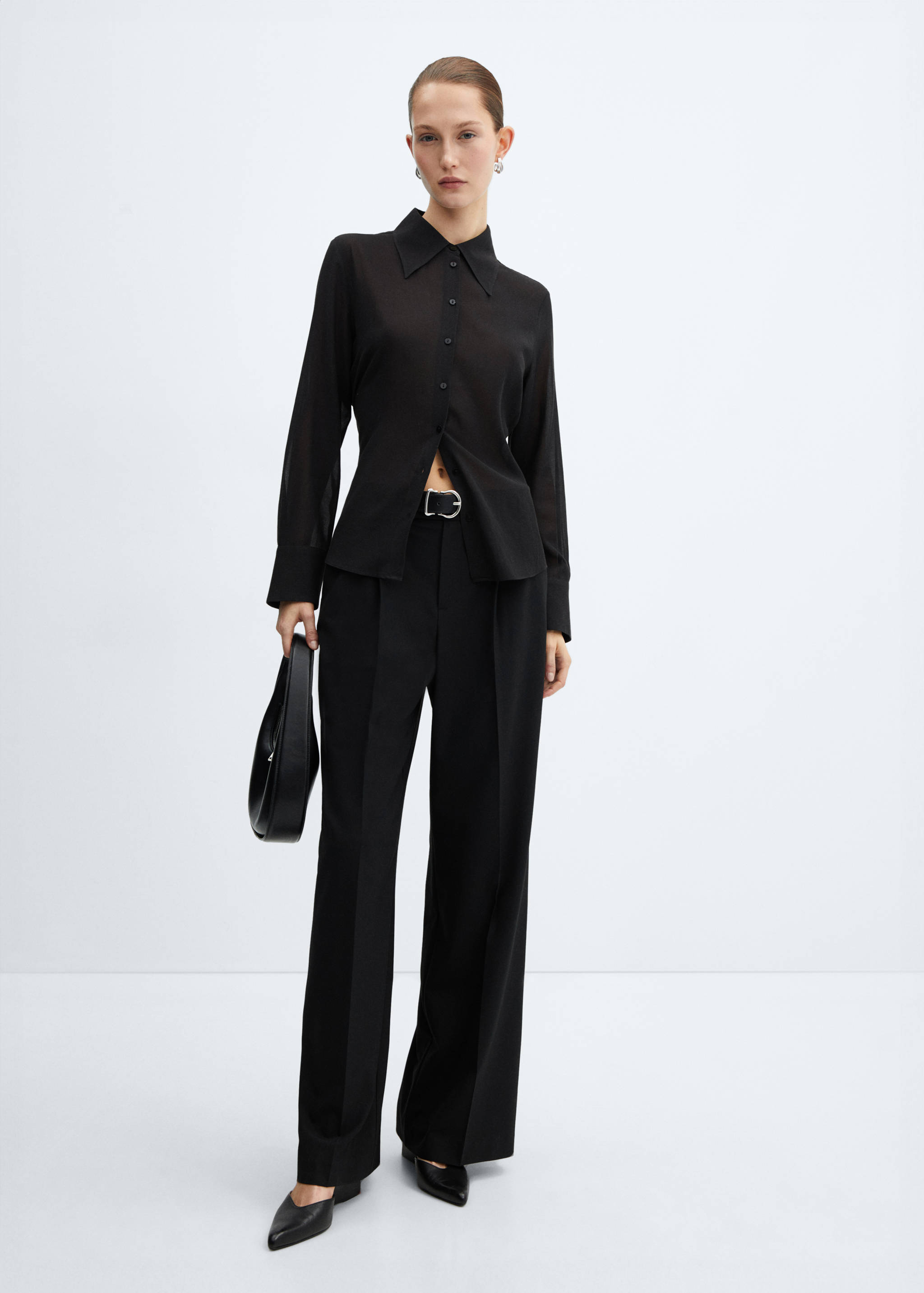 قميص فضفاض بأزرار - رؤية عامة