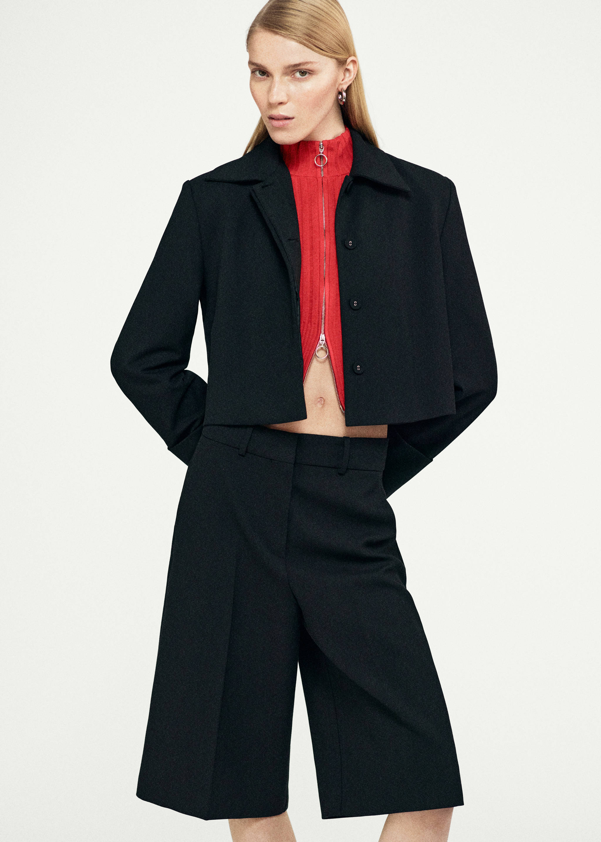 Straight-fit high-waist bermuda shorts - Details of the article 6