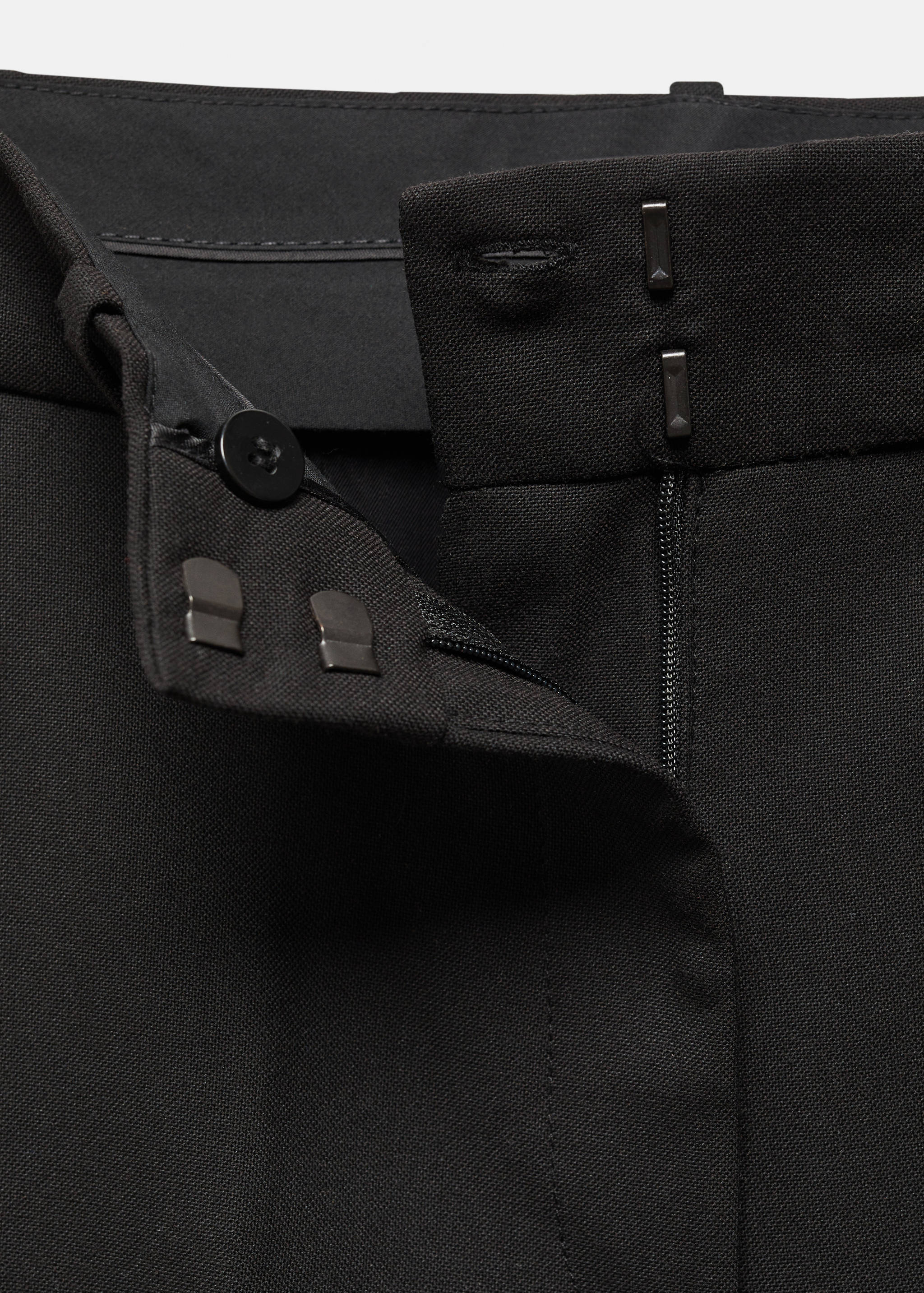 Straight-fit high-waist bermuda shorts - Details of the article 8