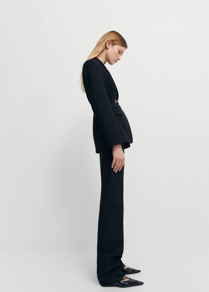 Straight pleated trousers — Black