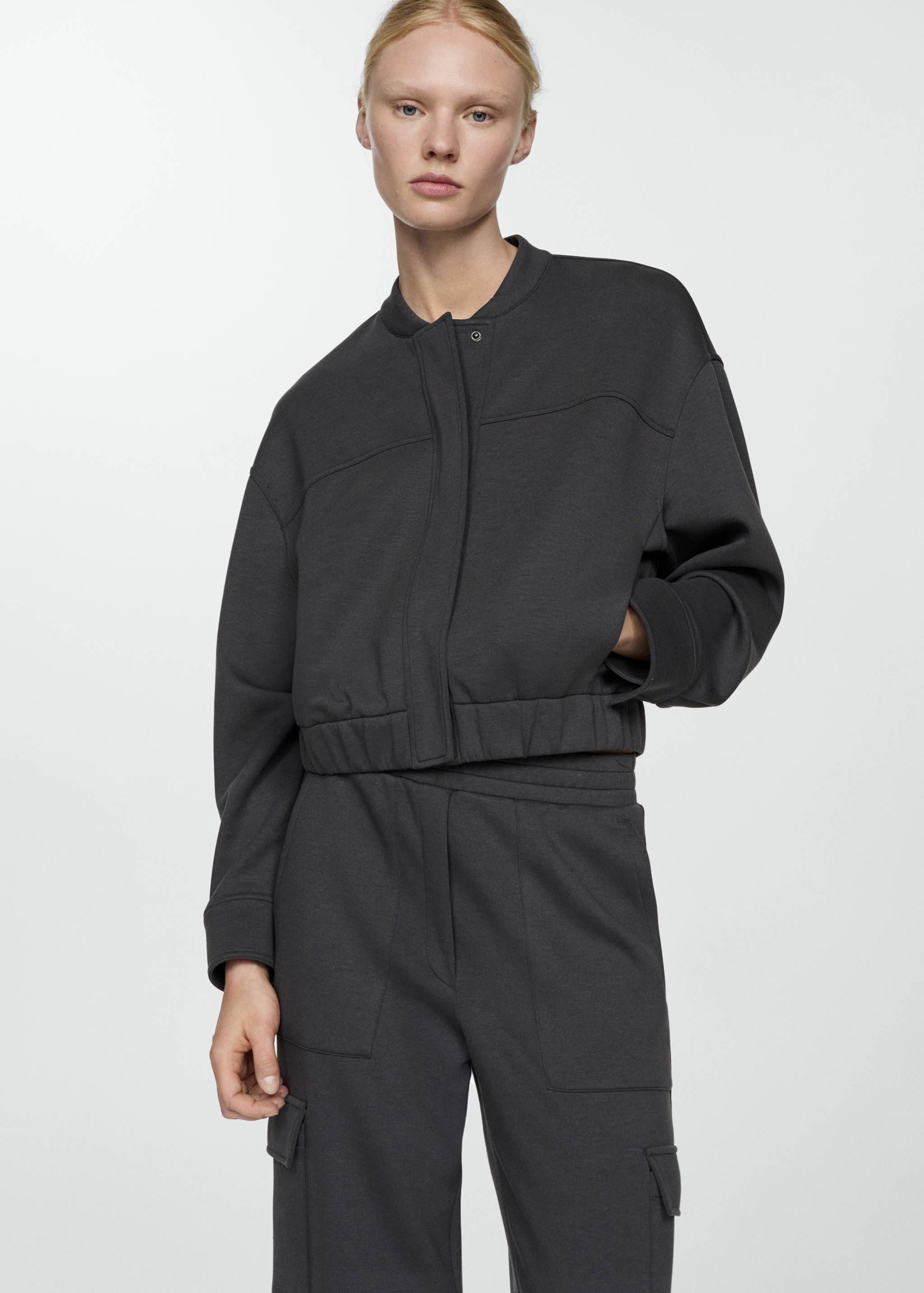 Bomberjacke mit Ziernähten - Mittlere Ansicht