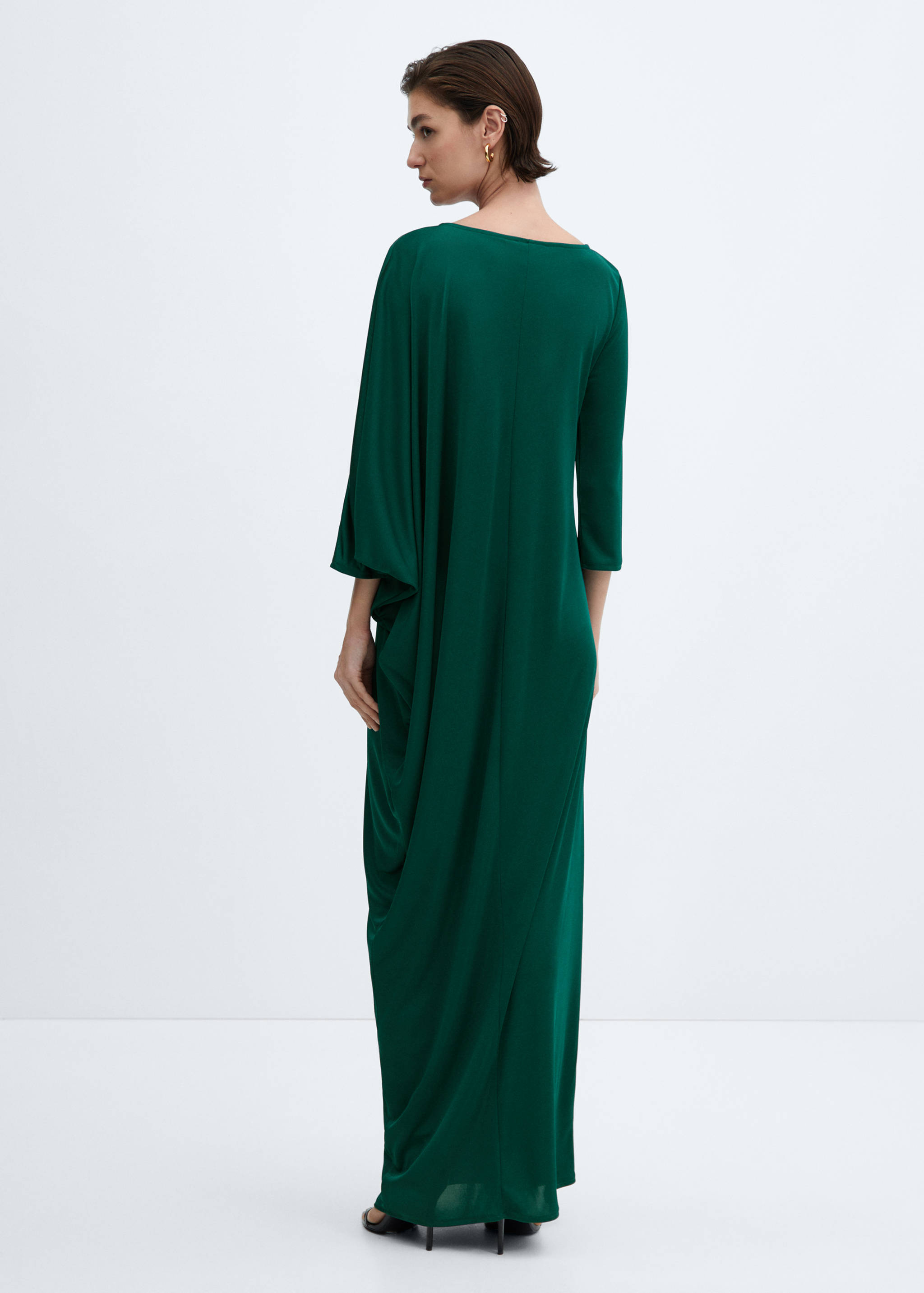 Asymmetric draped gown - Reverse of the article