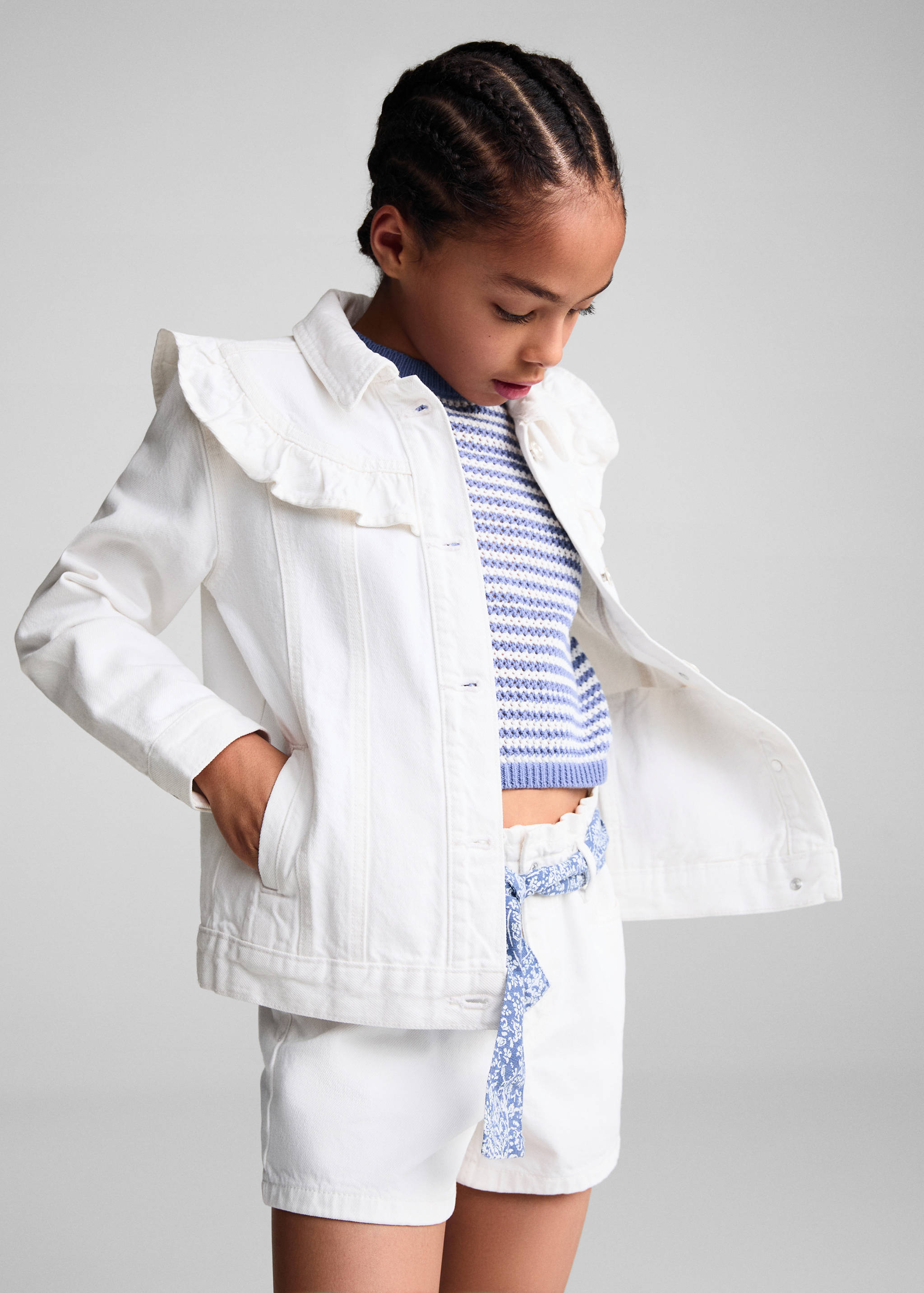 Cowgirl jacket with ruffles - Medium plane