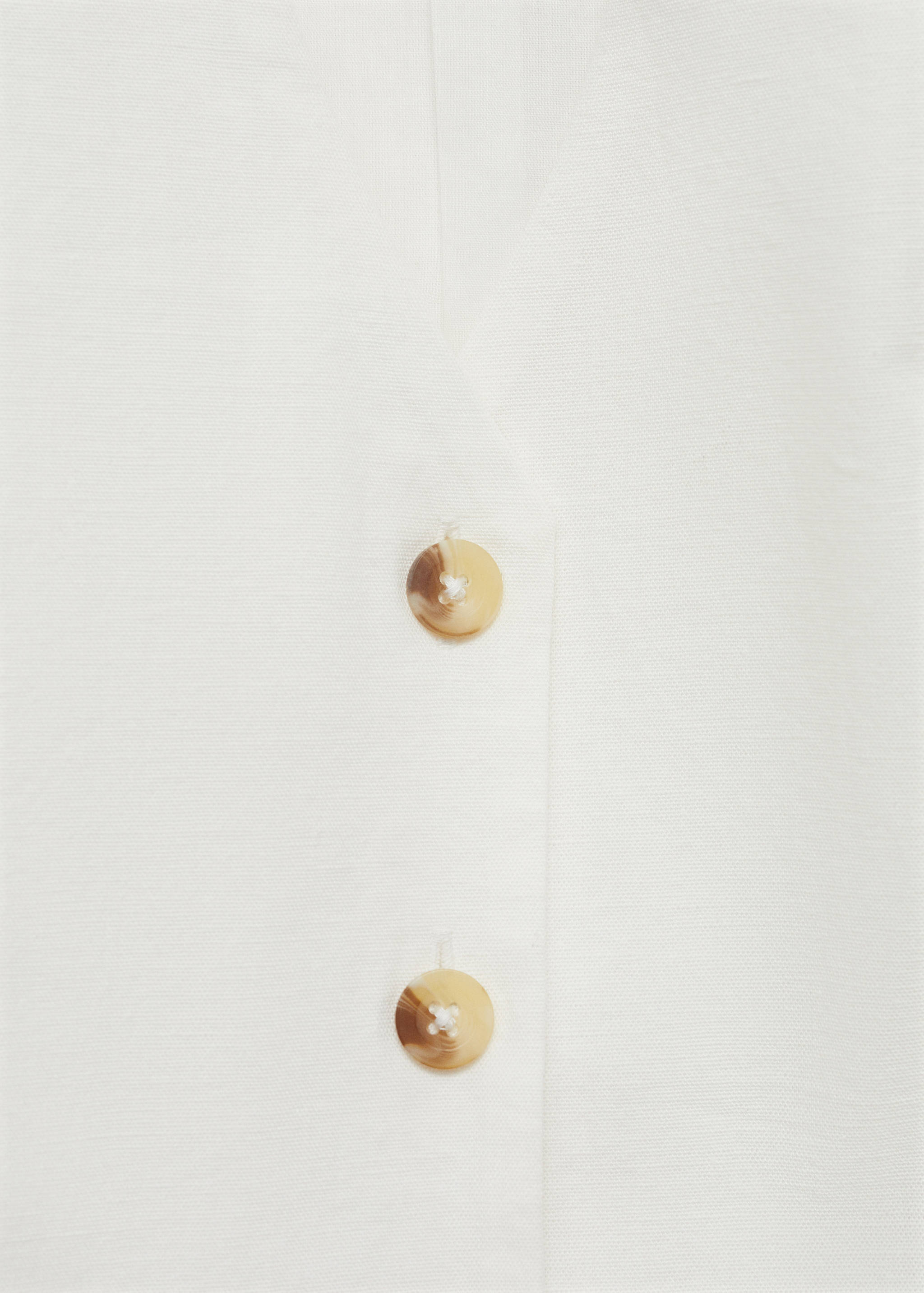 Linen vest with buttons - Details of the article 8