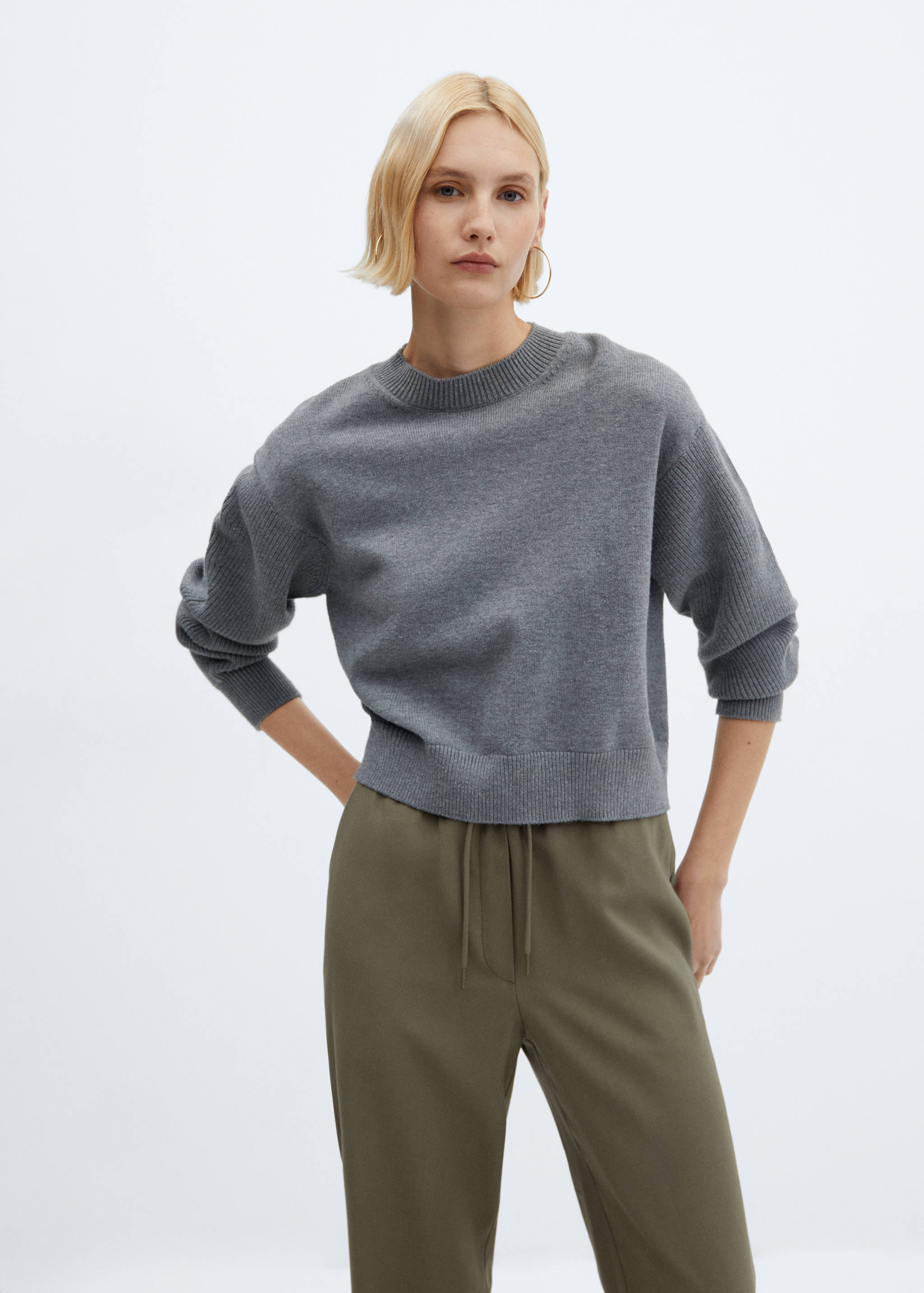 Flowy straight-fit trousers with bow - Details of the article 1
