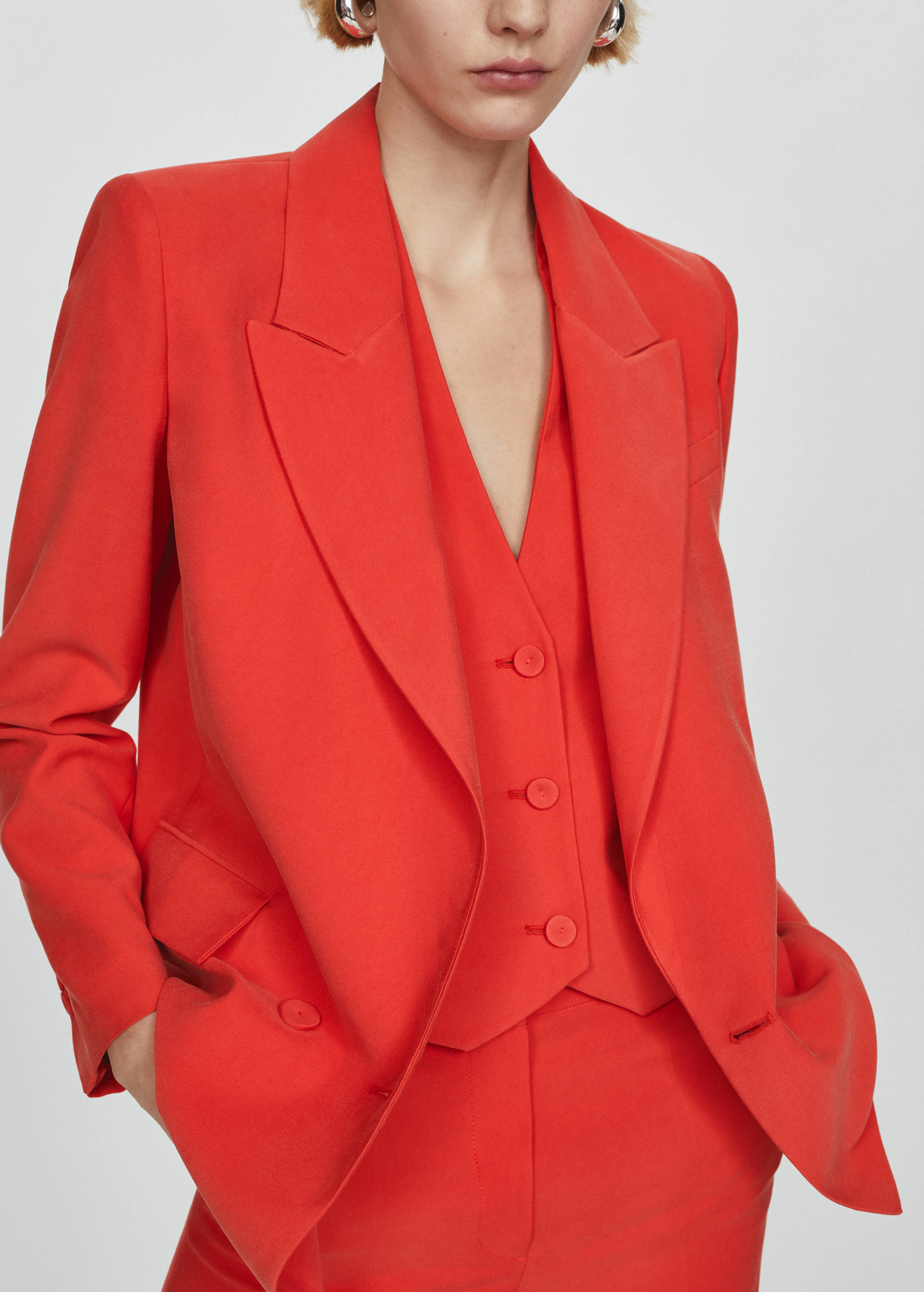 Suit waistcoat with buttons - Details of the article 3