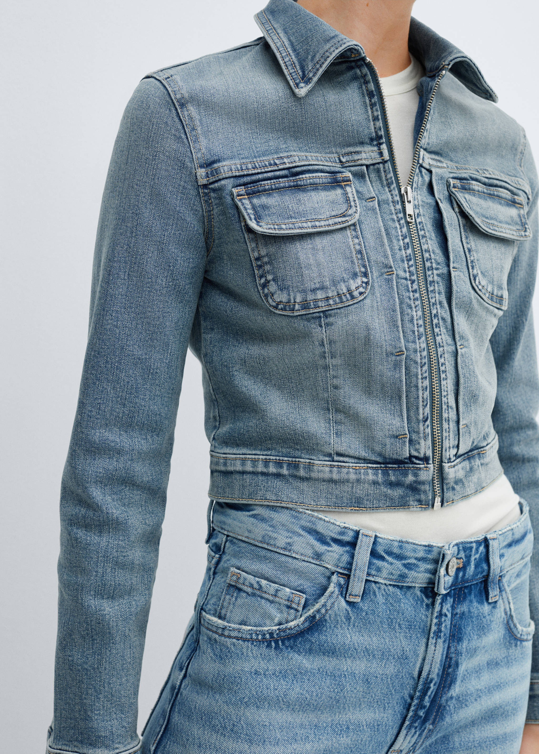 Blouson en jean crop fermeture Éclair - Détail de l'article 6