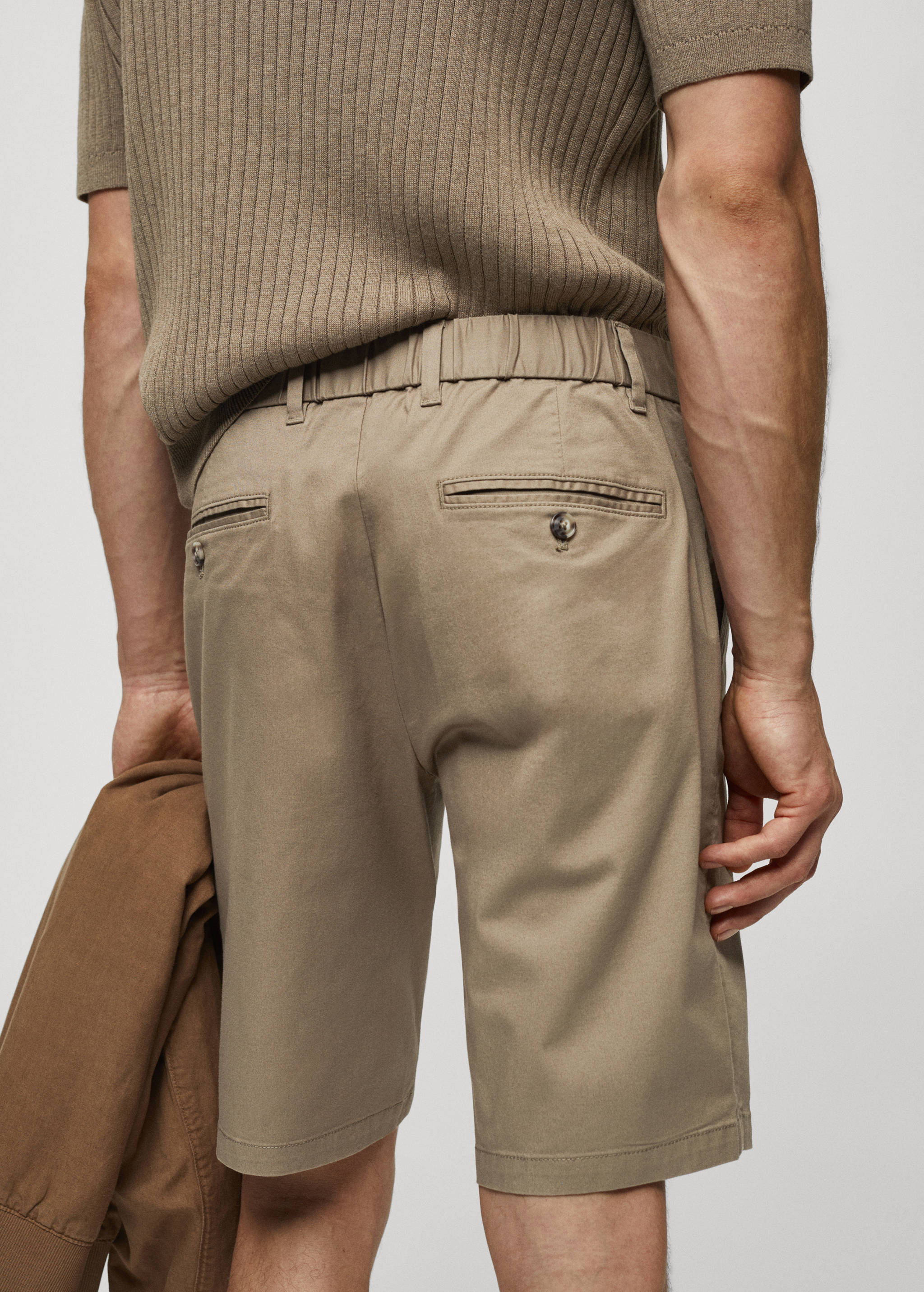 Бавовняні шорти бермуди чінос slim fit - Детальніше про товар 4