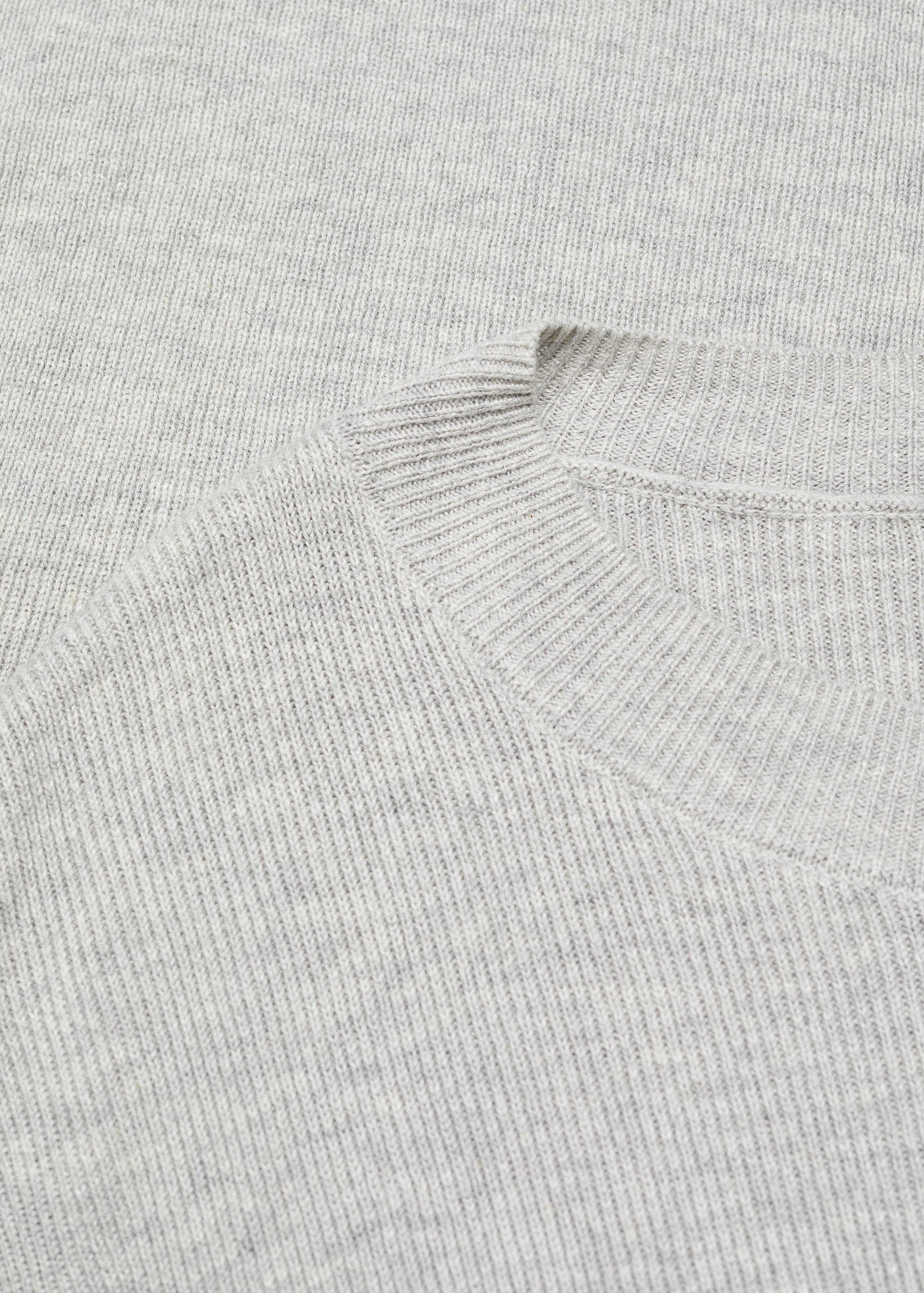 Gebreide trui met ronde hals - Detail van het artikel 8