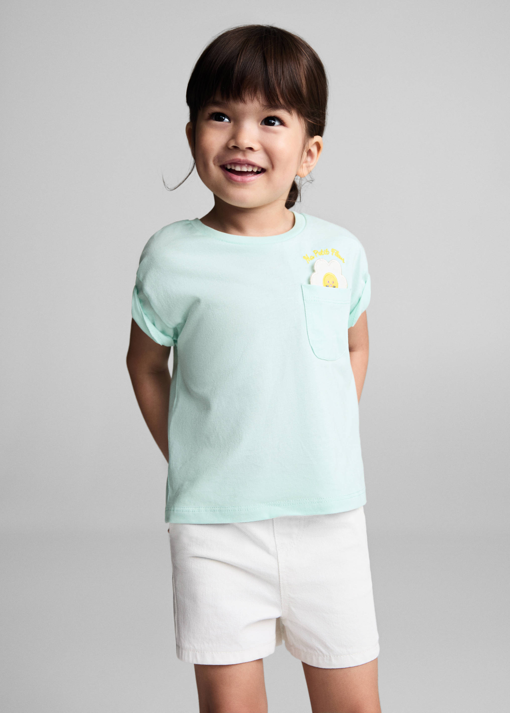 Camiseta algodón detalle bordado - Plano medio