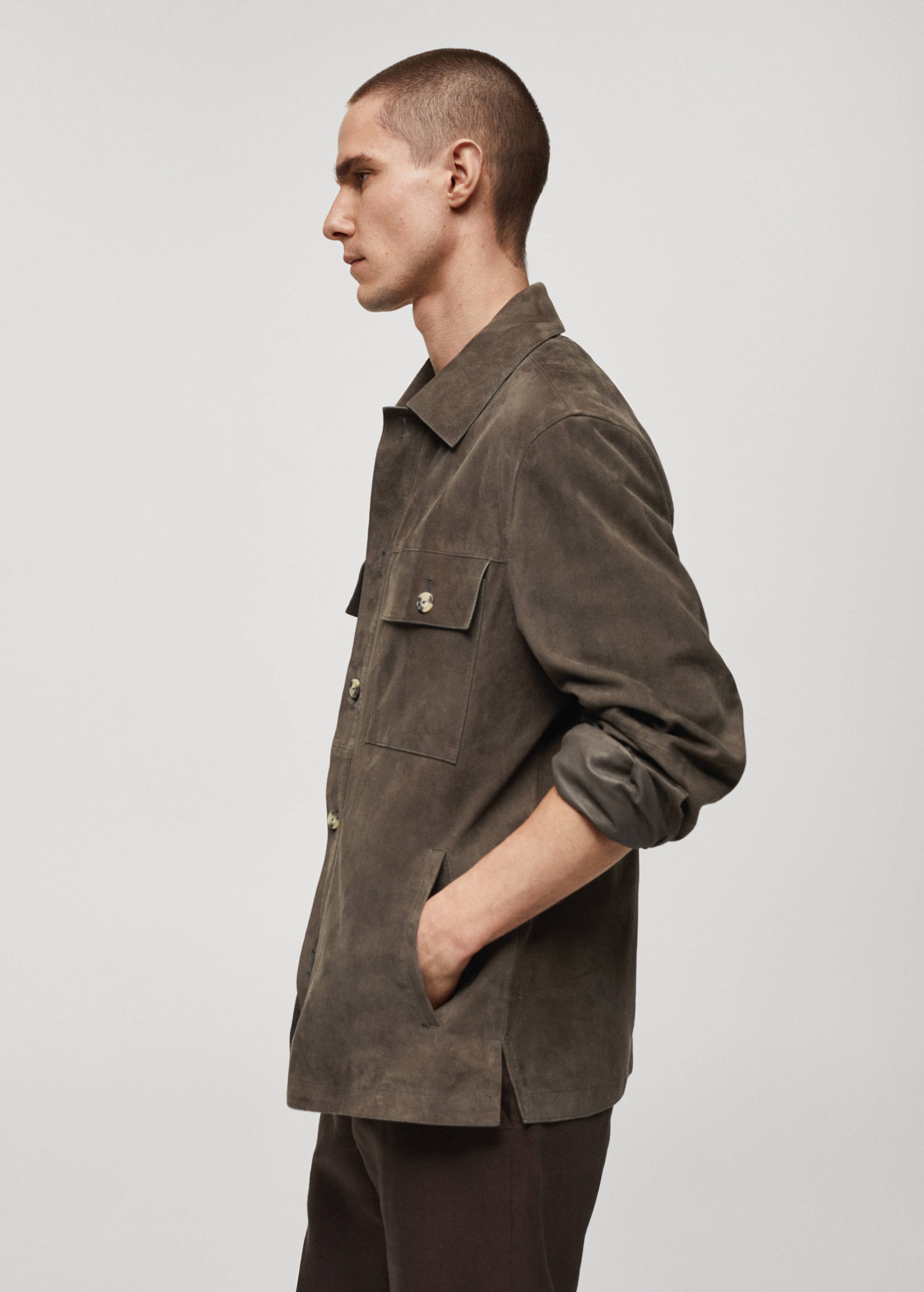 Suede jacket with pockets - Details of the article 4